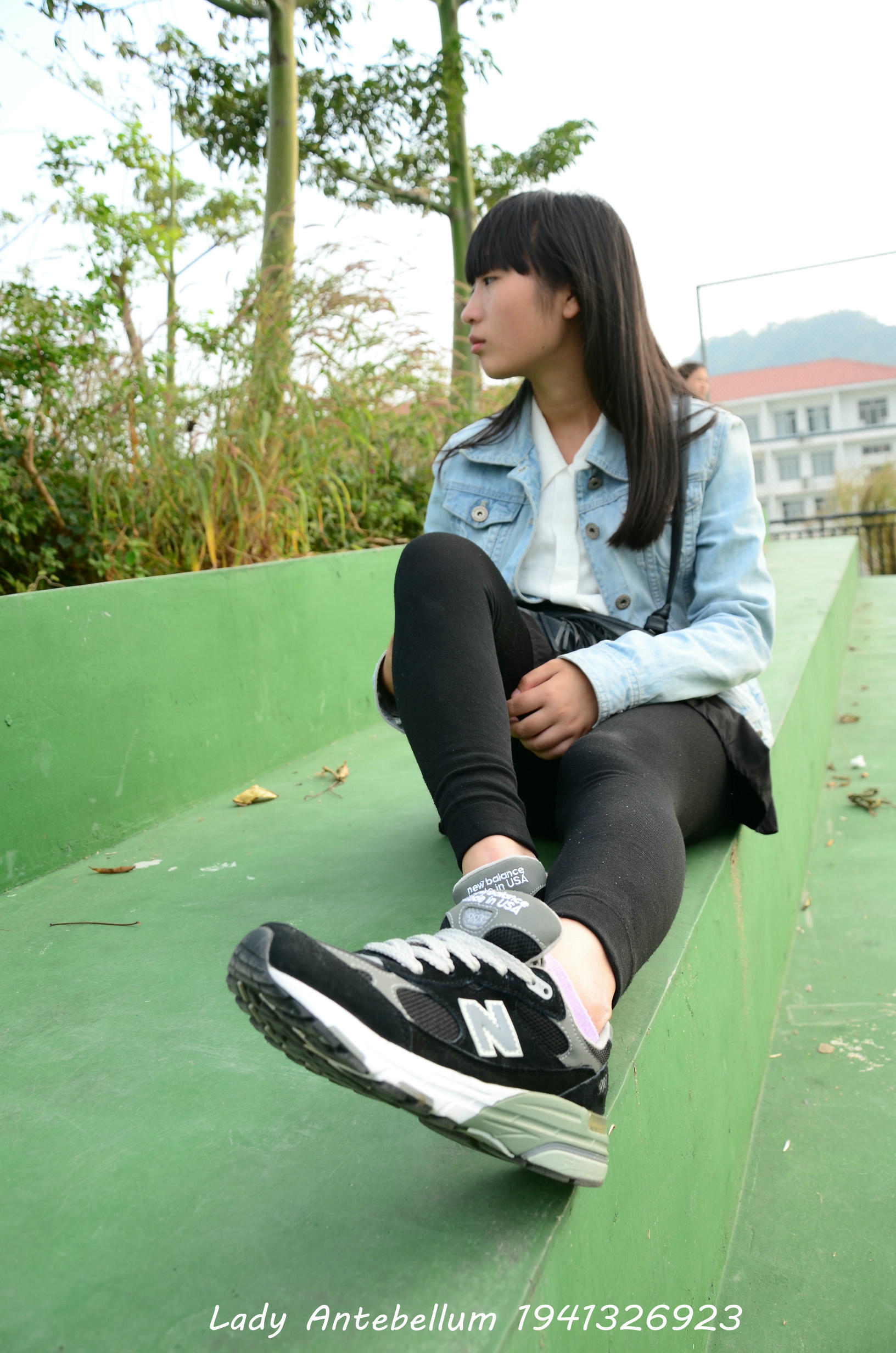 [战前女神] 恋足美腿棉袜女神级摄影套图 019 [228P-308MB]_第1集