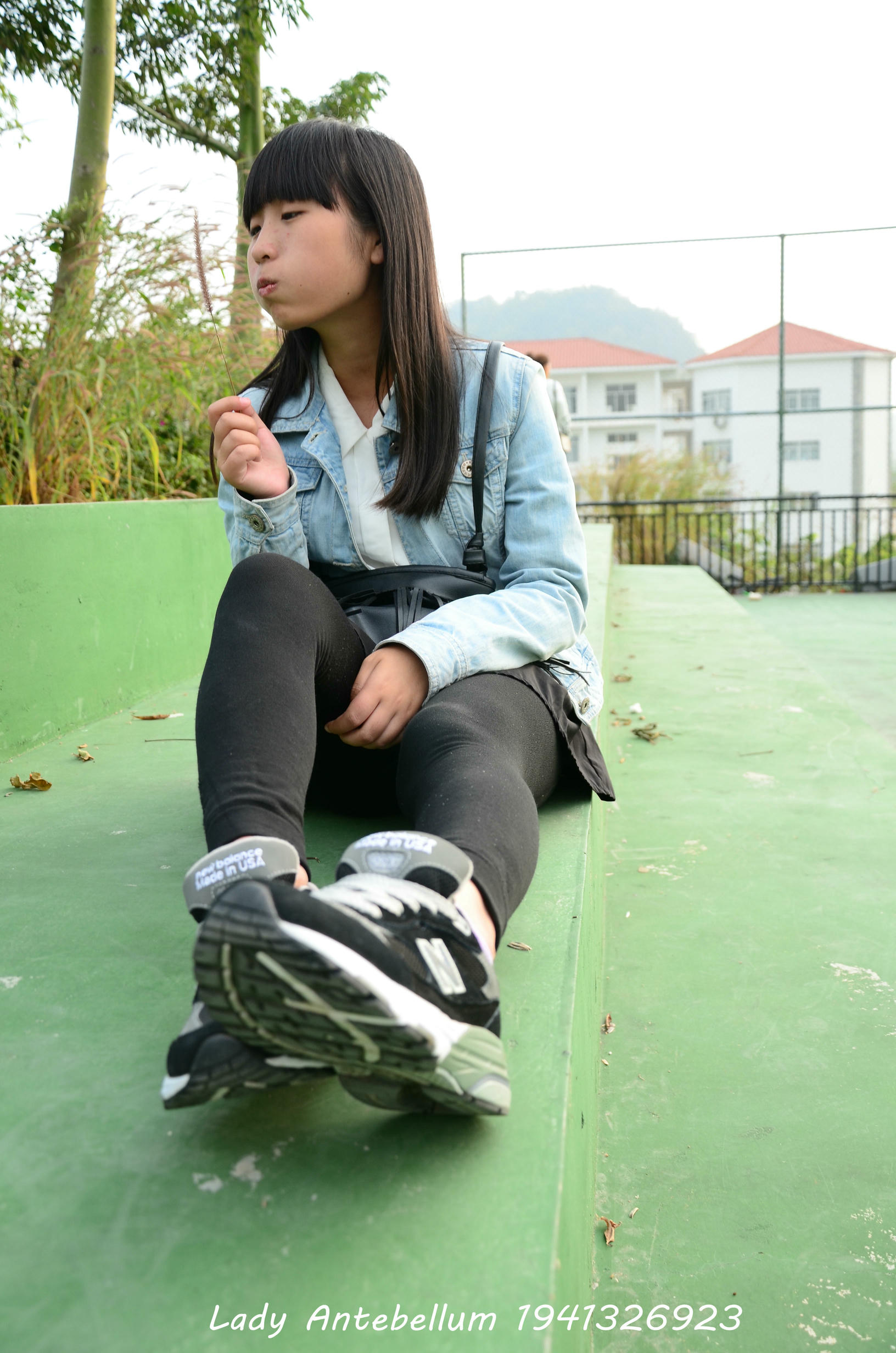 [战前女神] 恋足美腿棉袜女神级摄影套图 019 [228P-308MB]_第2集