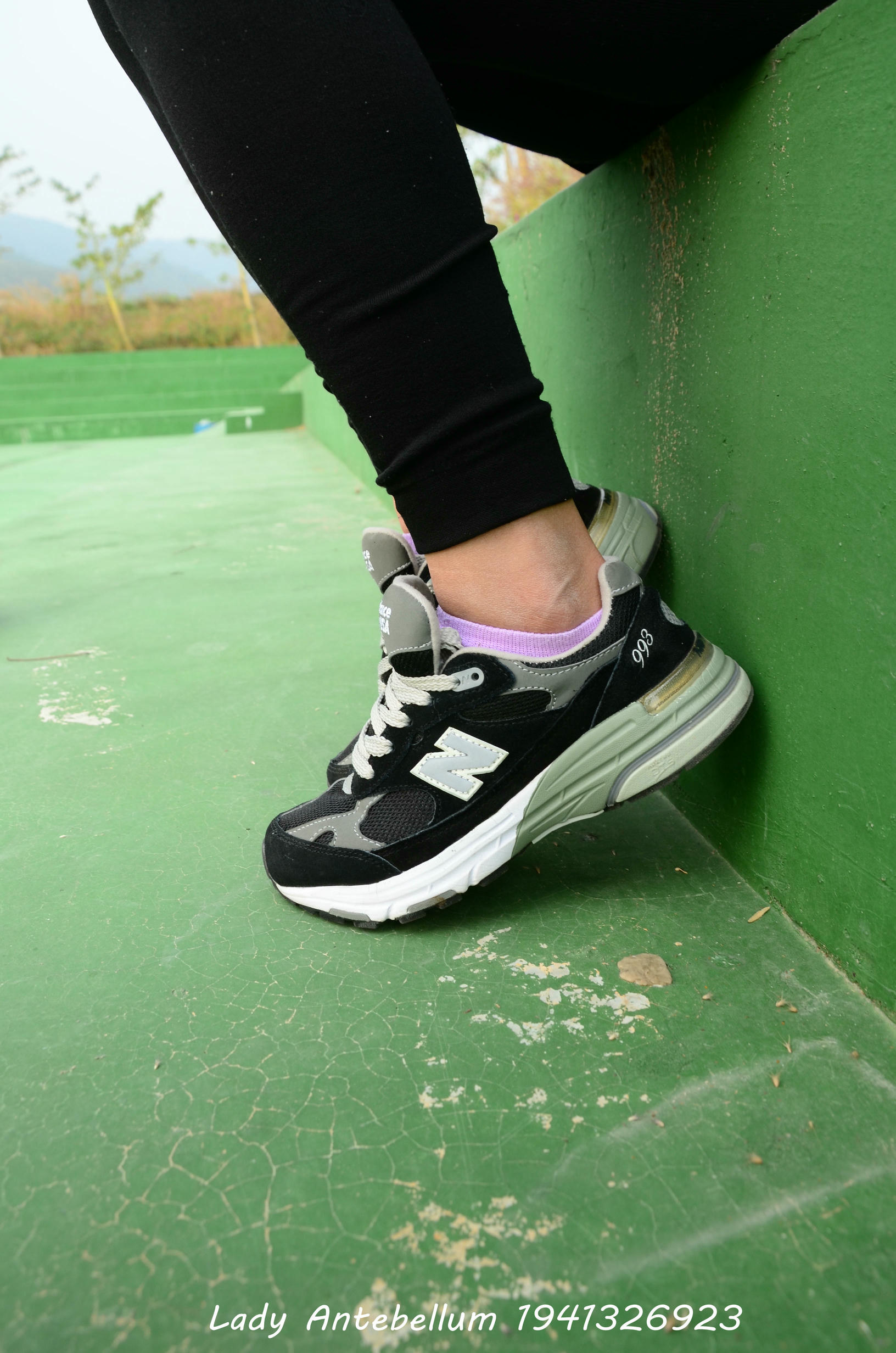 [战前女神] 恋足美腿棉袜女神级摄影套图 019 [228P-308MB]_第1集