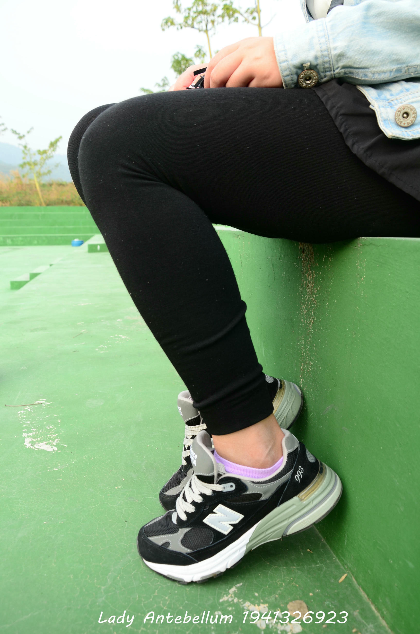 [战前女神] 恋足美腿棉袜女神级摄影套图 019 [228P-308MB]_第1集