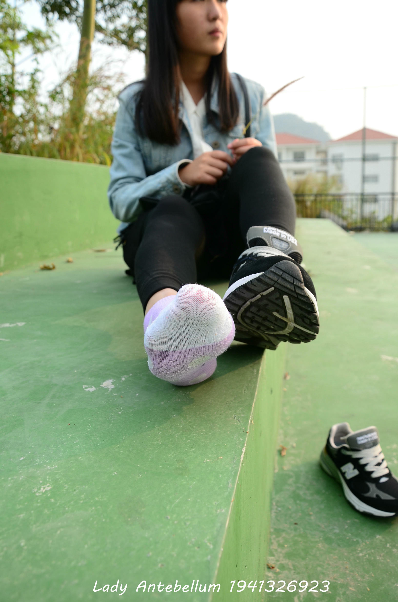 [战前女神] 恋足美腿棉袜女神级摄影套图 019 [228P-308MB]_第3集