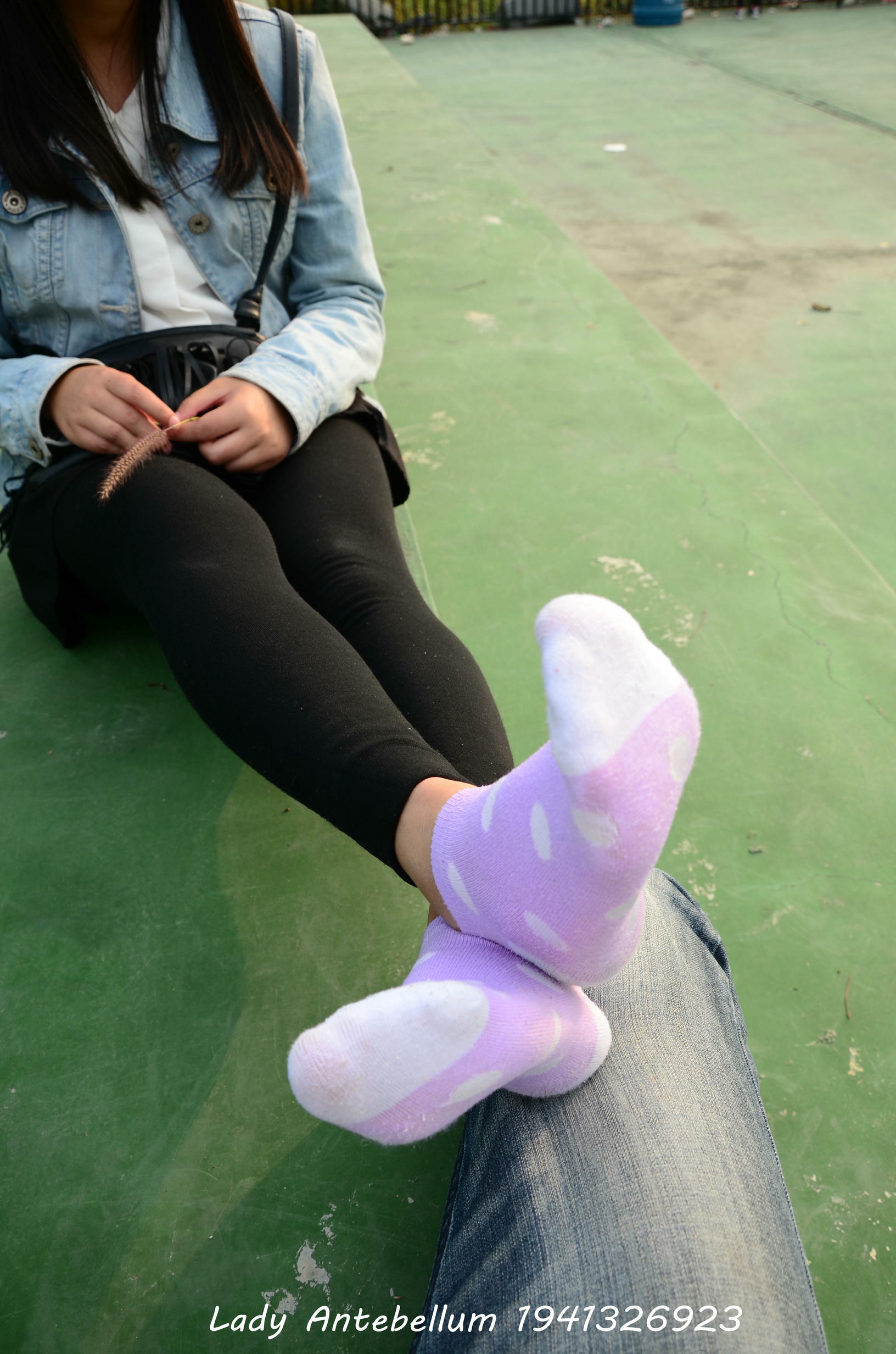 [战前女神] 恋足美腿棉袜女神级摄影套图 019 [228P-308MB]_第4集