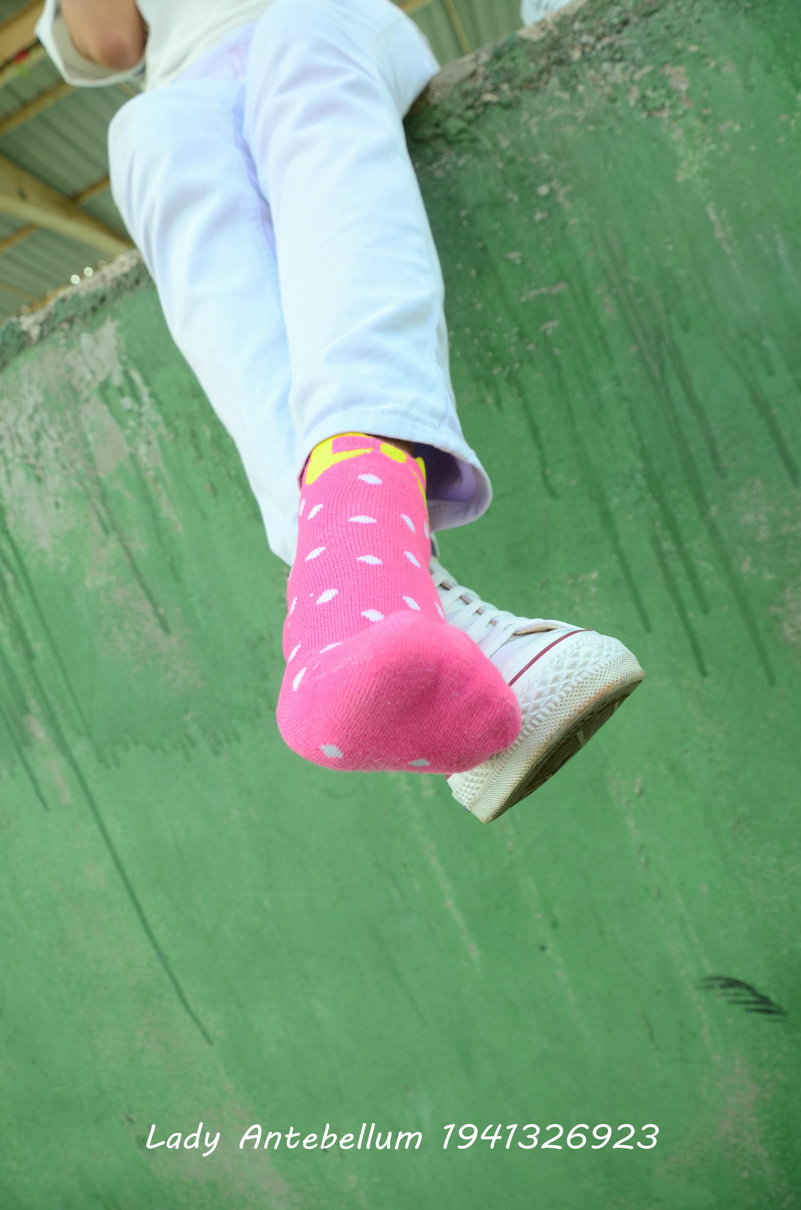 [战前女神] 恋足美腿棉袜女神级摄影套图 002 [150P-263MB]_第8集