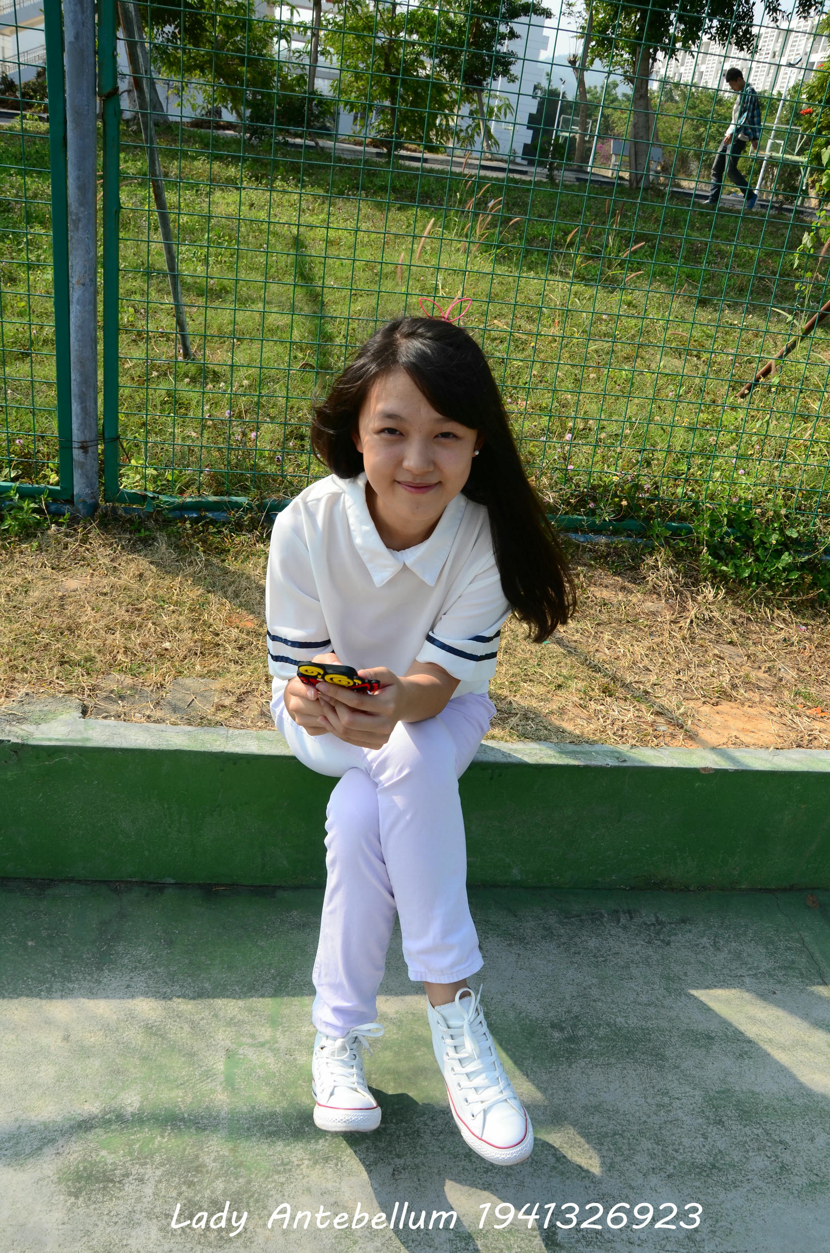 [战前女神] 恋足美腿棉袜女神级摄影套图 002 [150P-263MB]_第1集