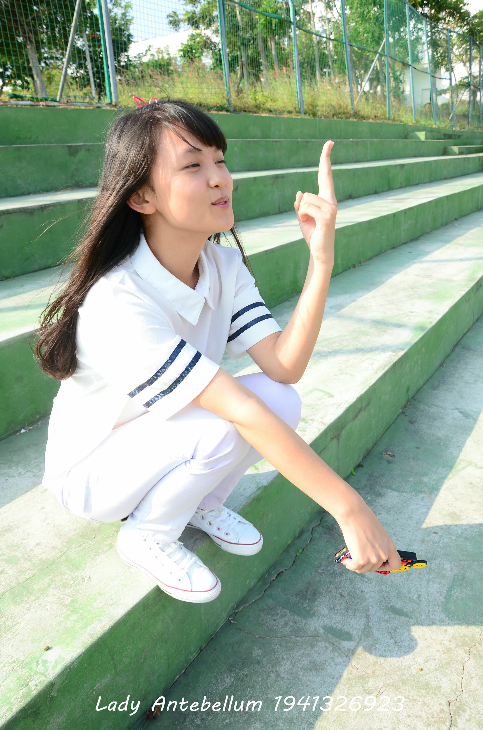 [战前女神] 恋足美腿棉袜女神级摄影套图 002 [150P-263MB]_第2集