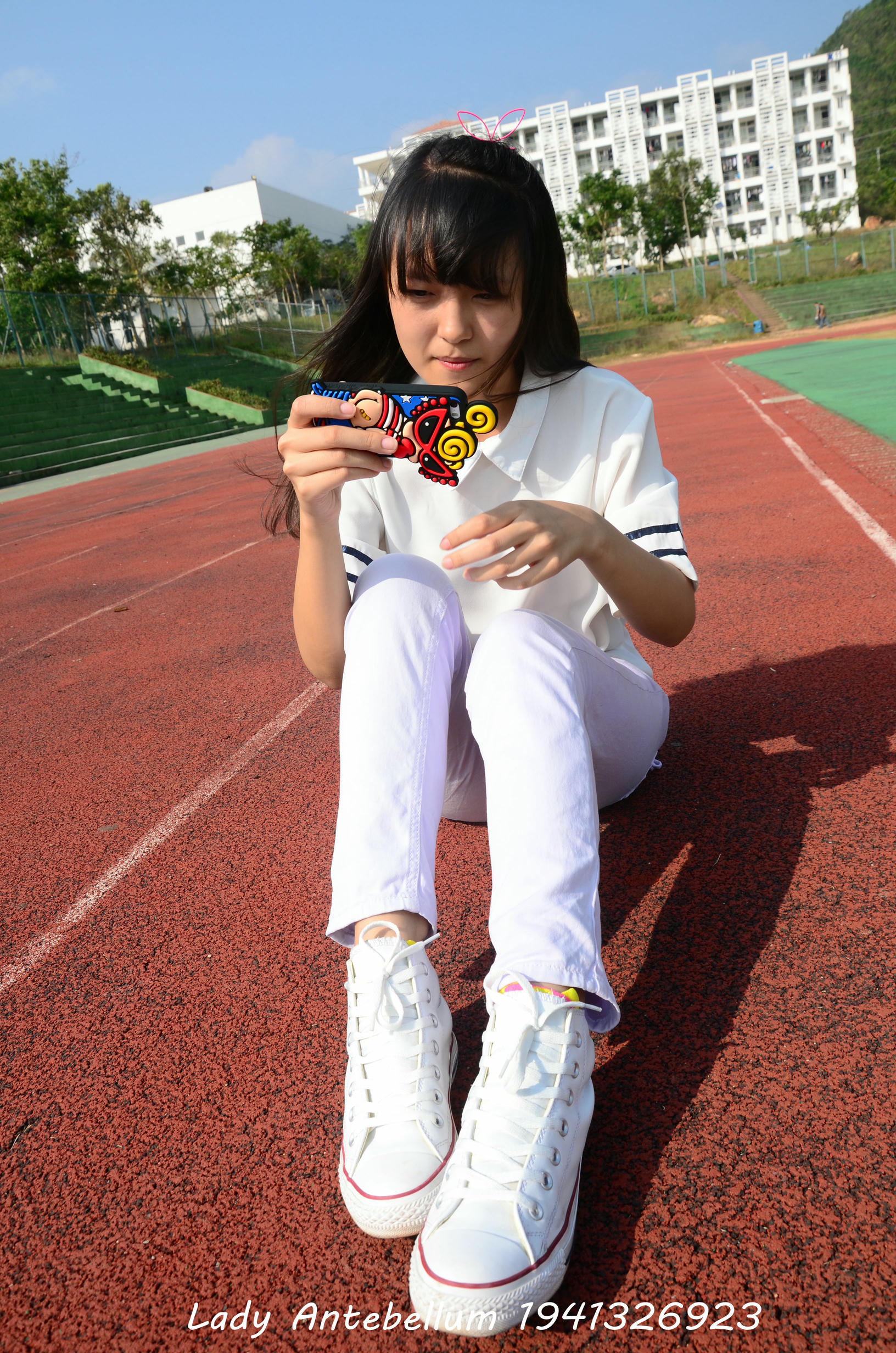 [战前女神] 恋足美腿棉袜女神级摄影套图 002 [150P-263MB]_第1集