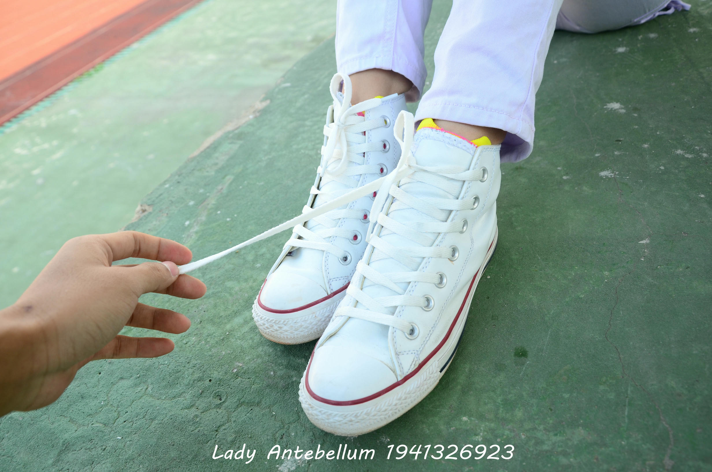 [战前女神] 恋足美腿棉袜女神级摄影套图 002 [150P-263MB]_第4集