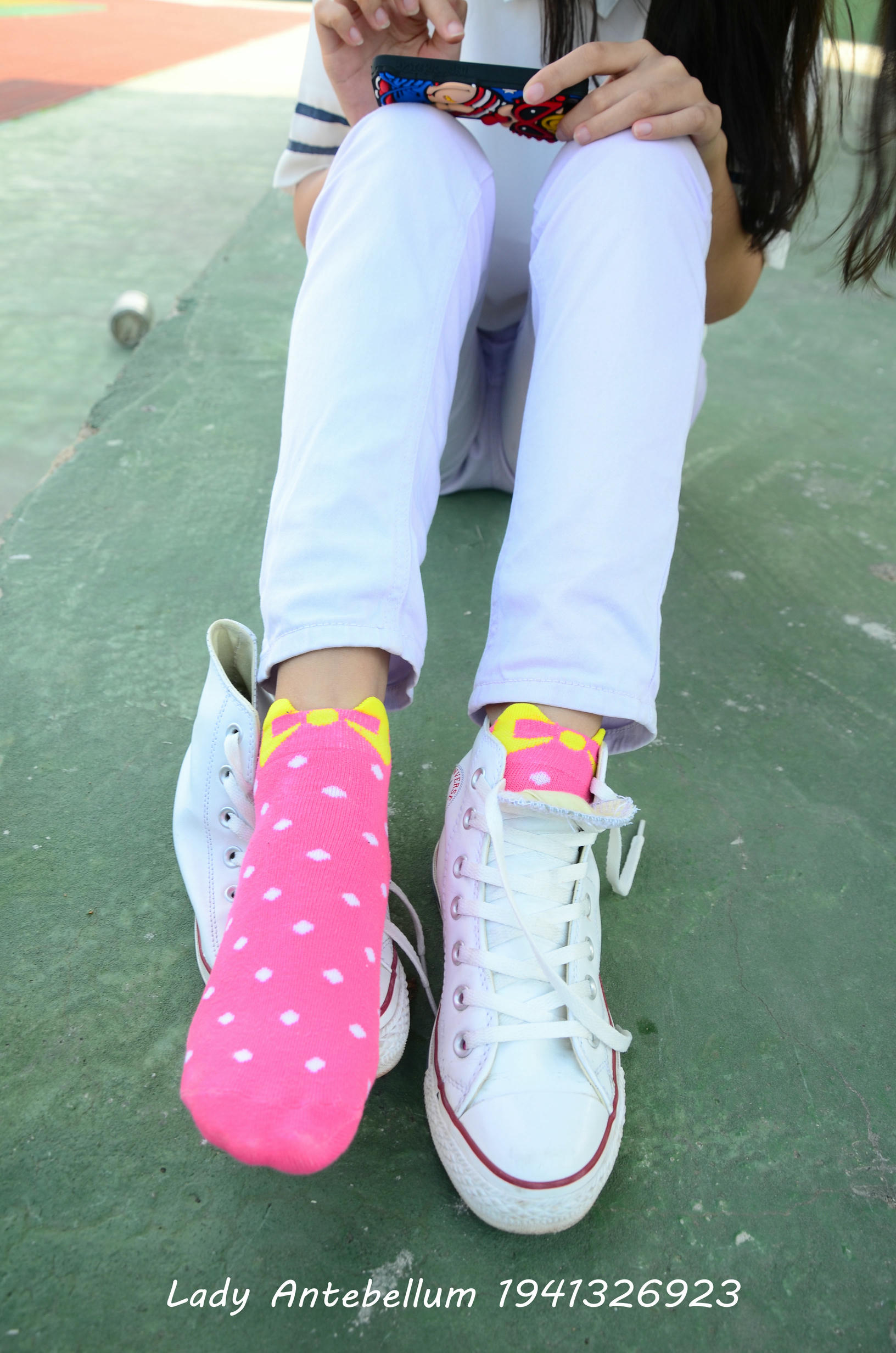 [战前女神] 恋足美腿棉袜女神级摄影套图 002 [150P-263MB]_第4集