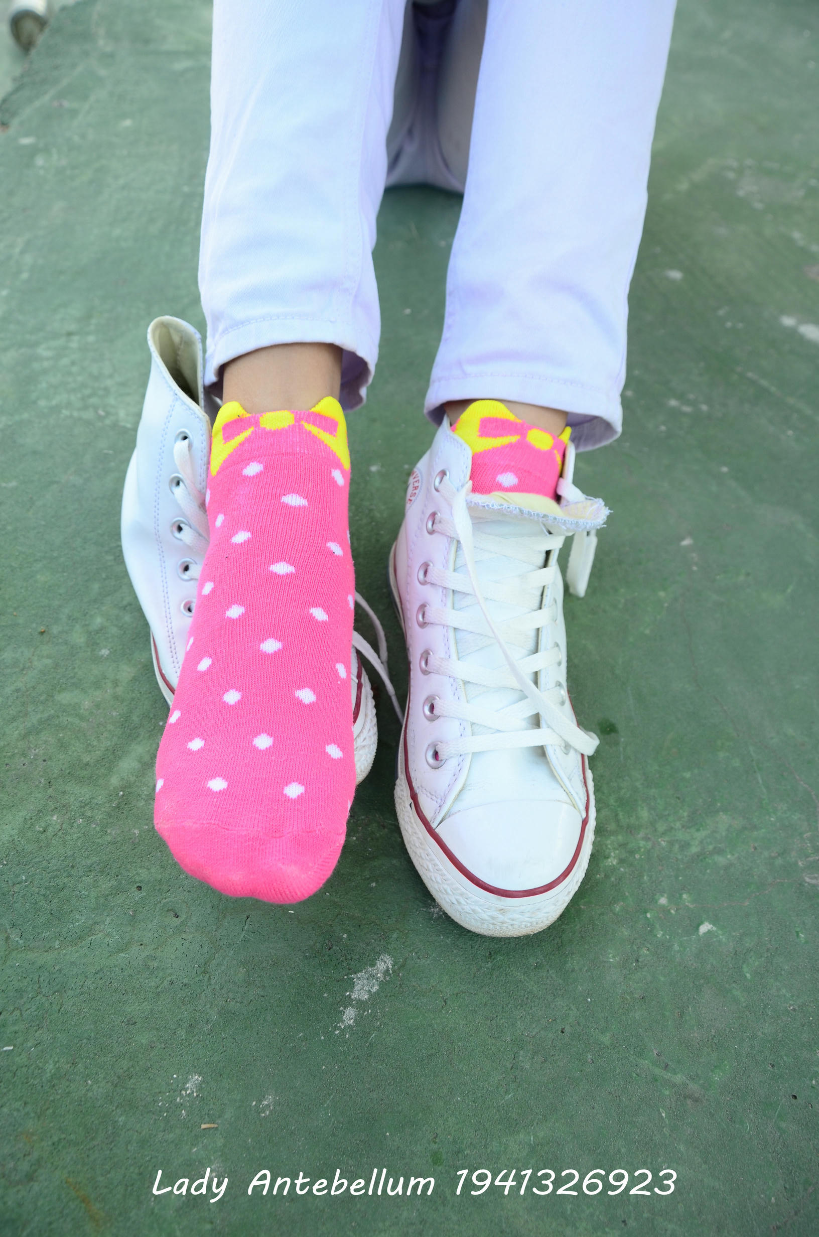 [战前女神] 恋足美腿棉袜女神级摄影套图 002 [150P-263MB]_第4集