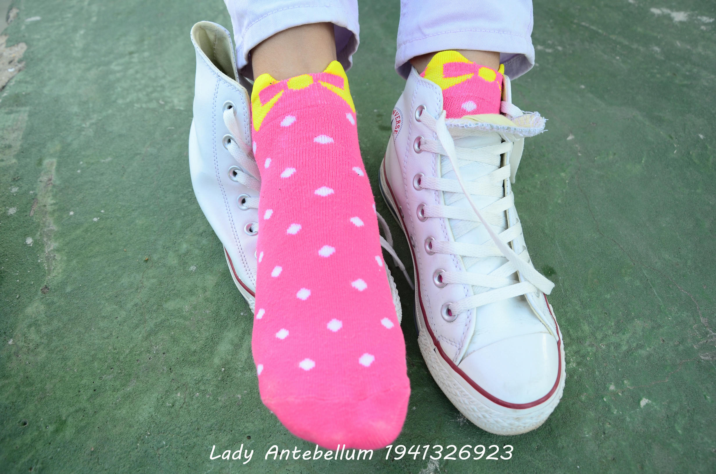 [战前女神] 恋足美腿棉袜女神级摄影套图 002 [150P-263MB]_第4集