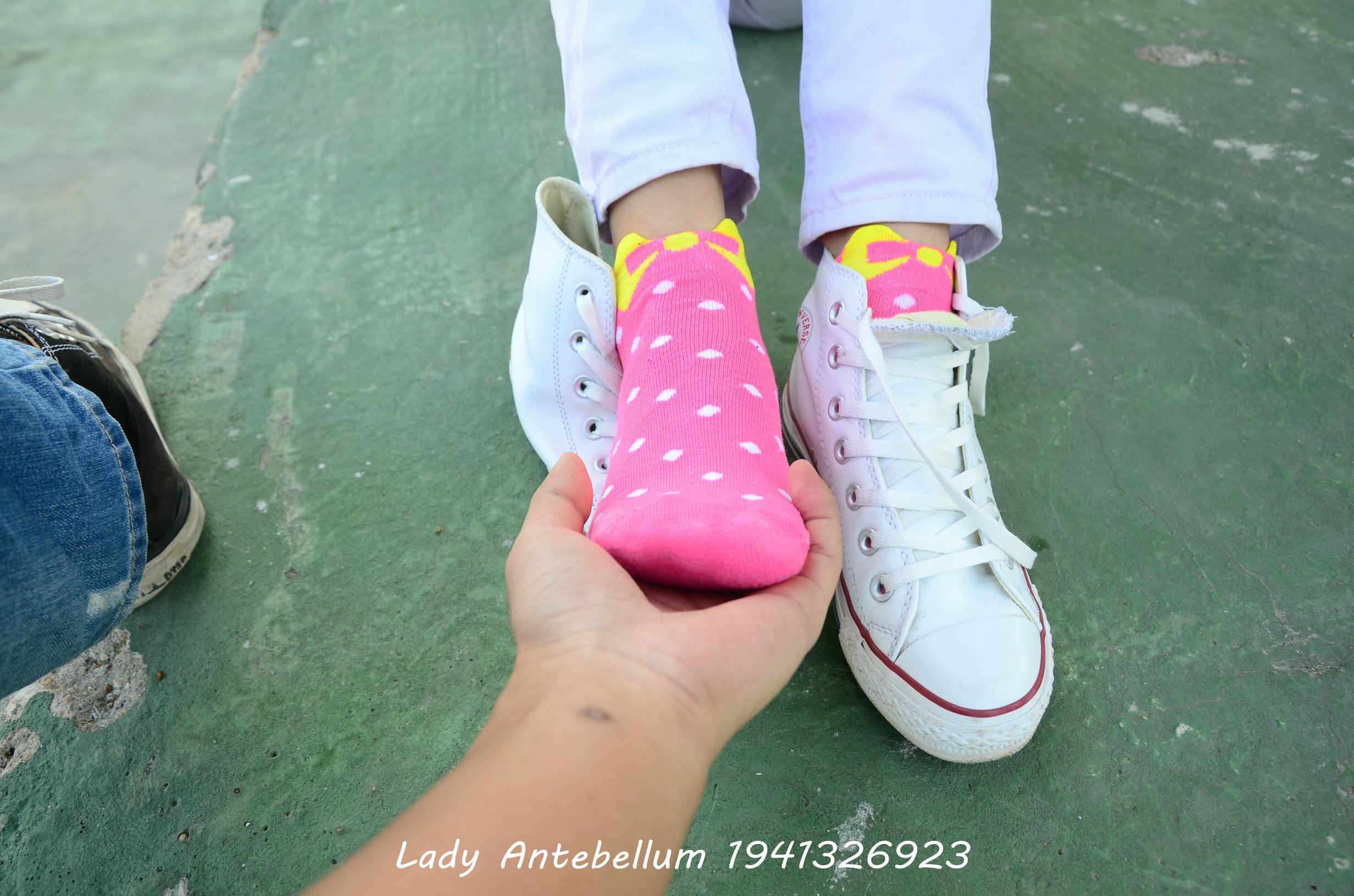 [战前女神] 恋足美腿棉袜女神级摄影套图 002 [150P-263MB]_第4集