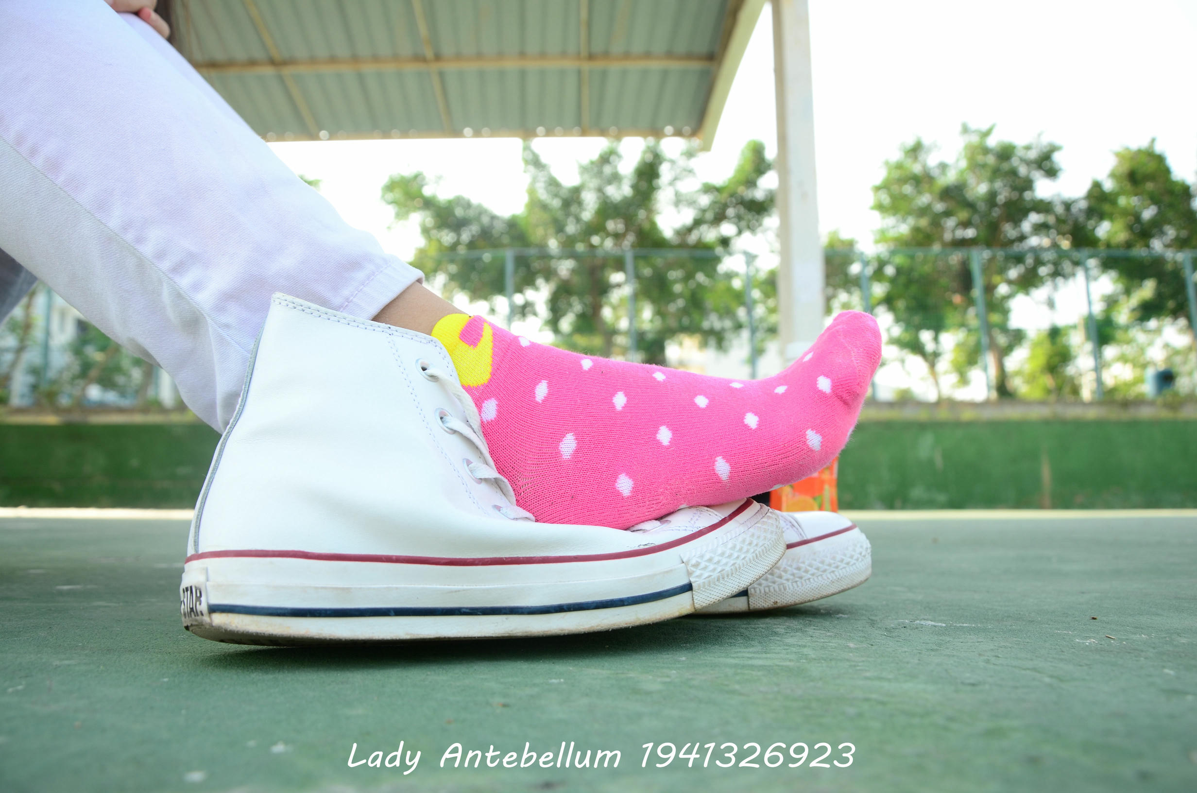 [战前女神] 恋足美腿棉袜女神级摄影套图 002 [150P-263MB]_第5集