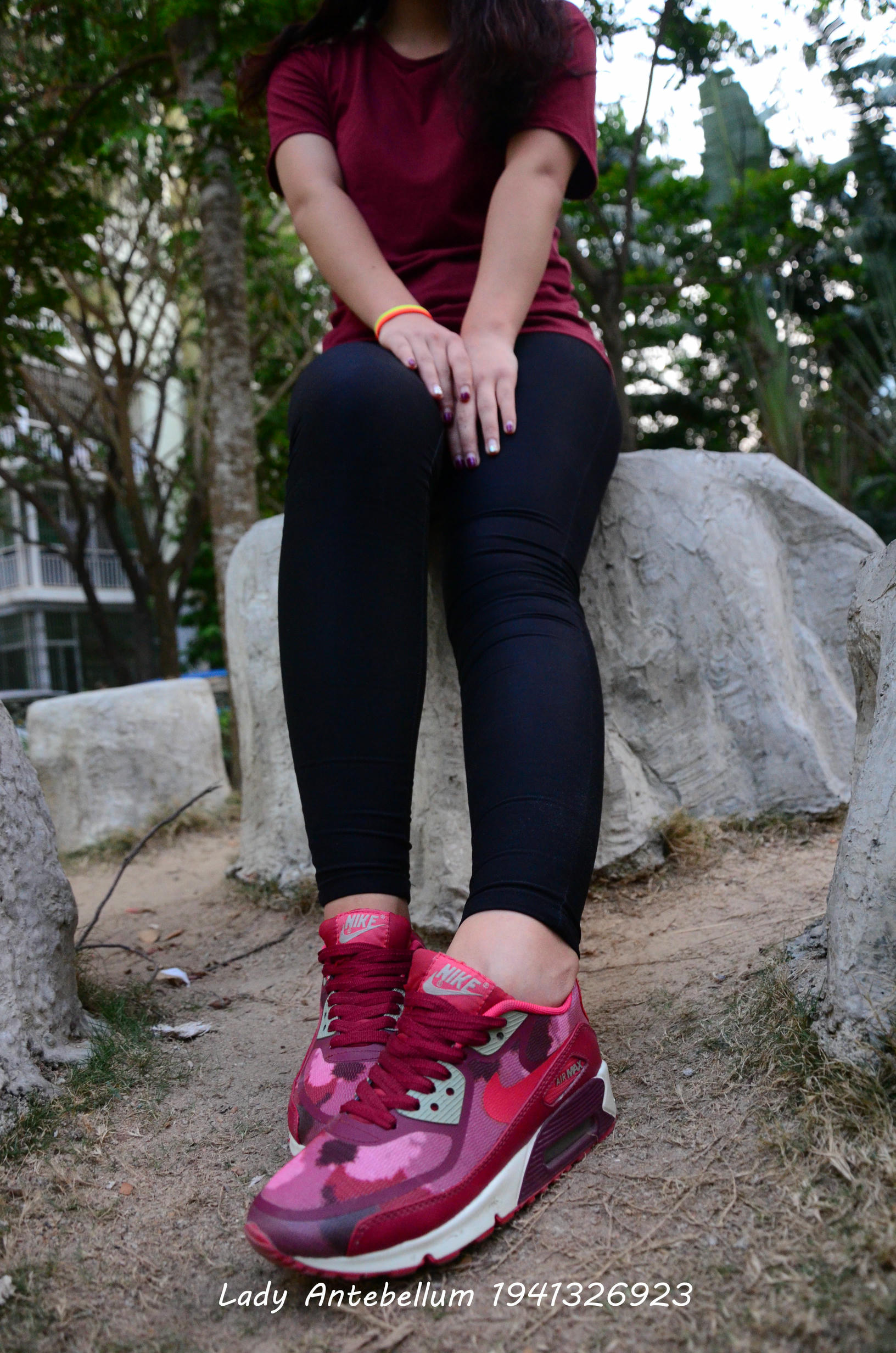 [战前女神] 恋足美腿棉袜女神级摄影套图 020 [38P-87MB]_第1集