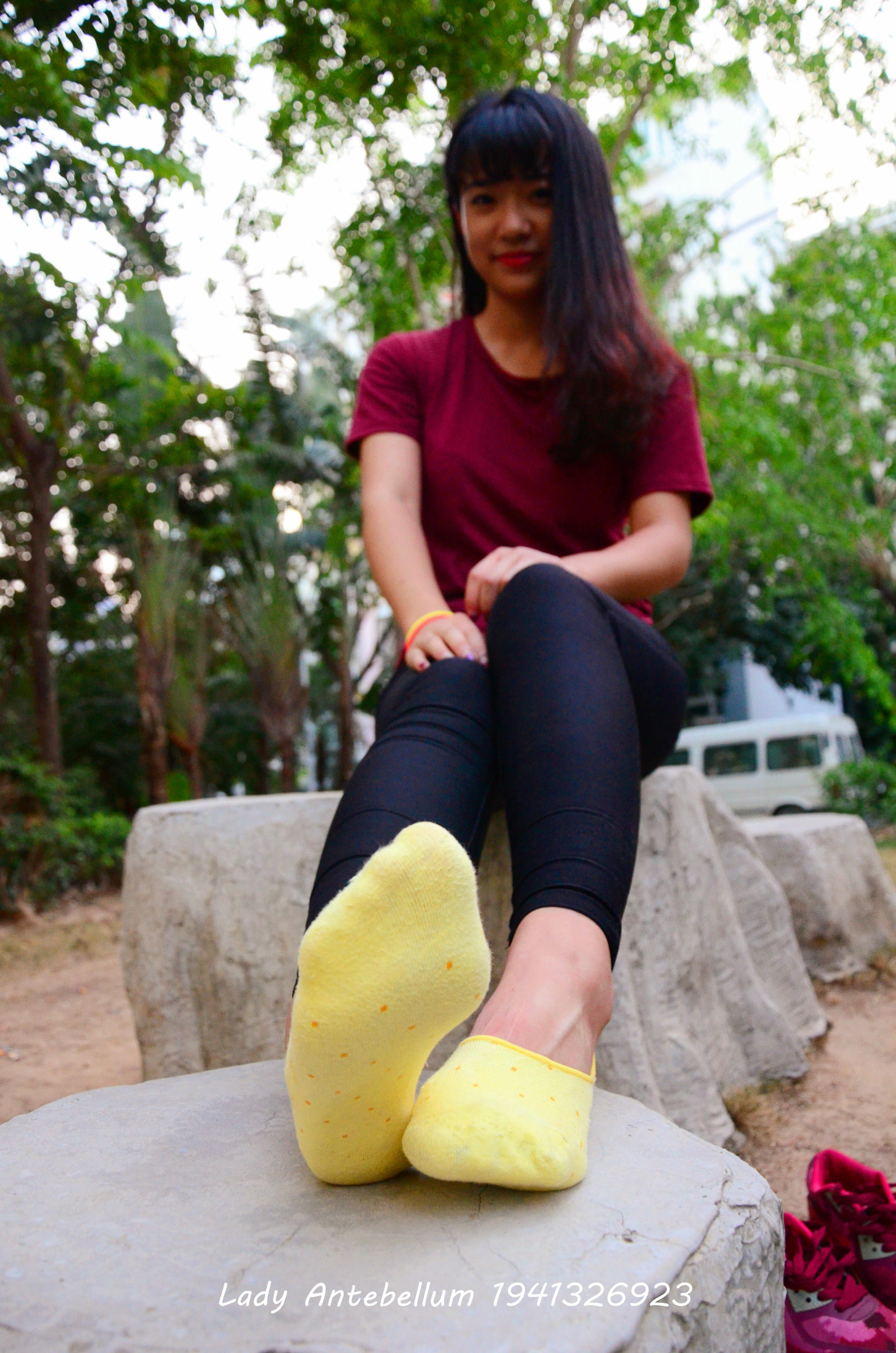 [战前女神] 恋足美腿棉袜女神级摄影套图 020 [38P-87MB]_第2集