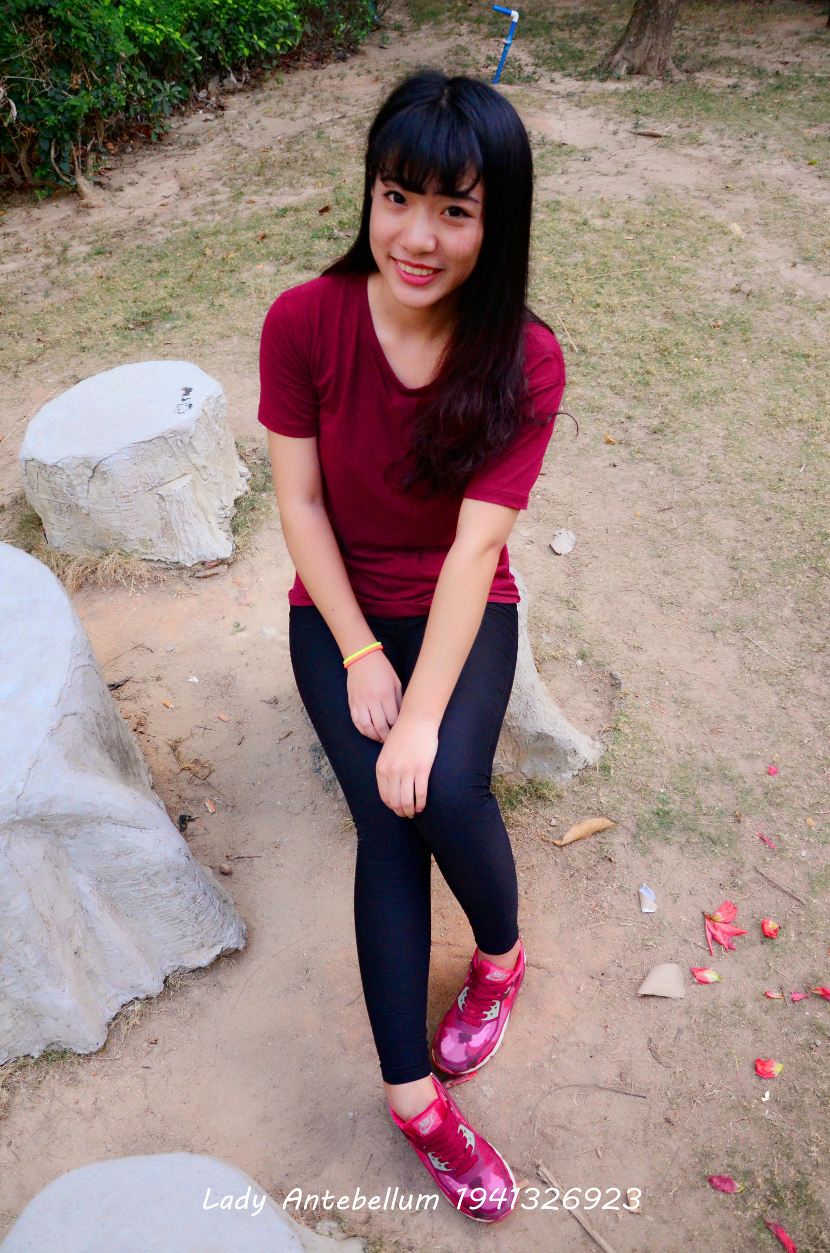 [战前女神] 恋足美腿棉袜女神级摄影套图 020 [38P-87MB]_第1集