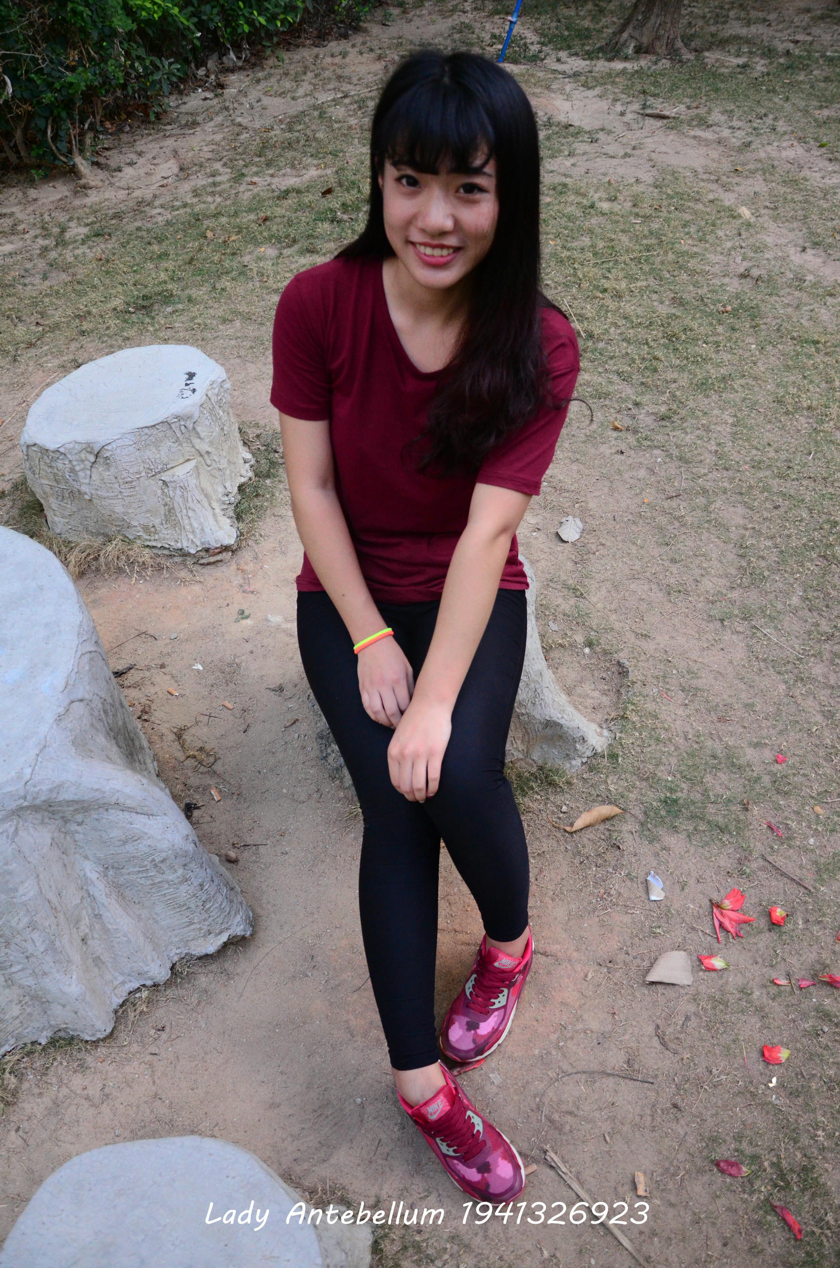 [战前女神] 恋足美腿棉袜女神级摄影套图 020 [38P-87MB]_第1集