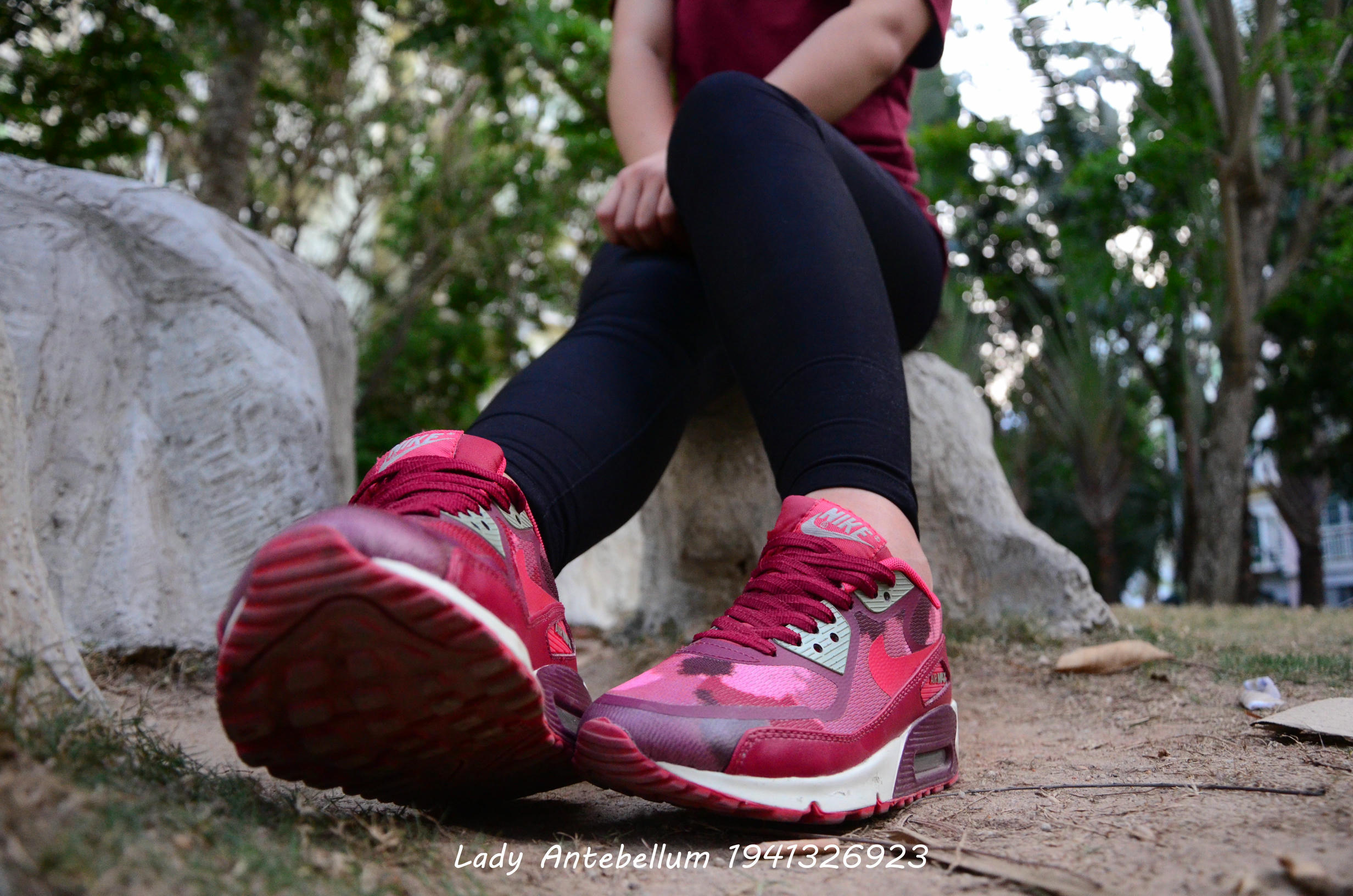 [战前女神] 恋足美腿棉袜女神级摄影套图 020 [38P-87MB]_第1集