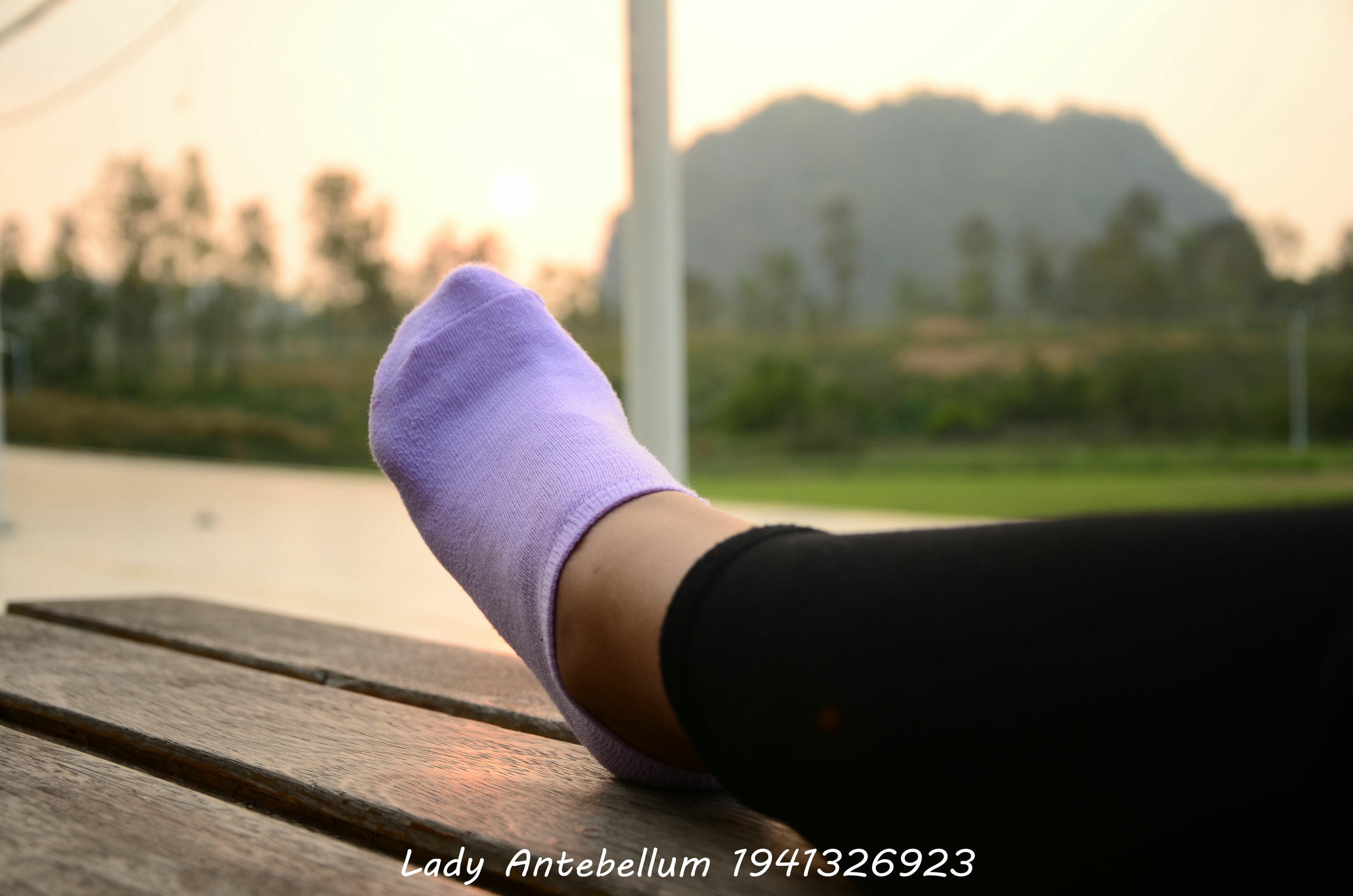 [战前女神] 恋足美腿棉袜女神级摄影套图 021 [159P-259MB]_第8集