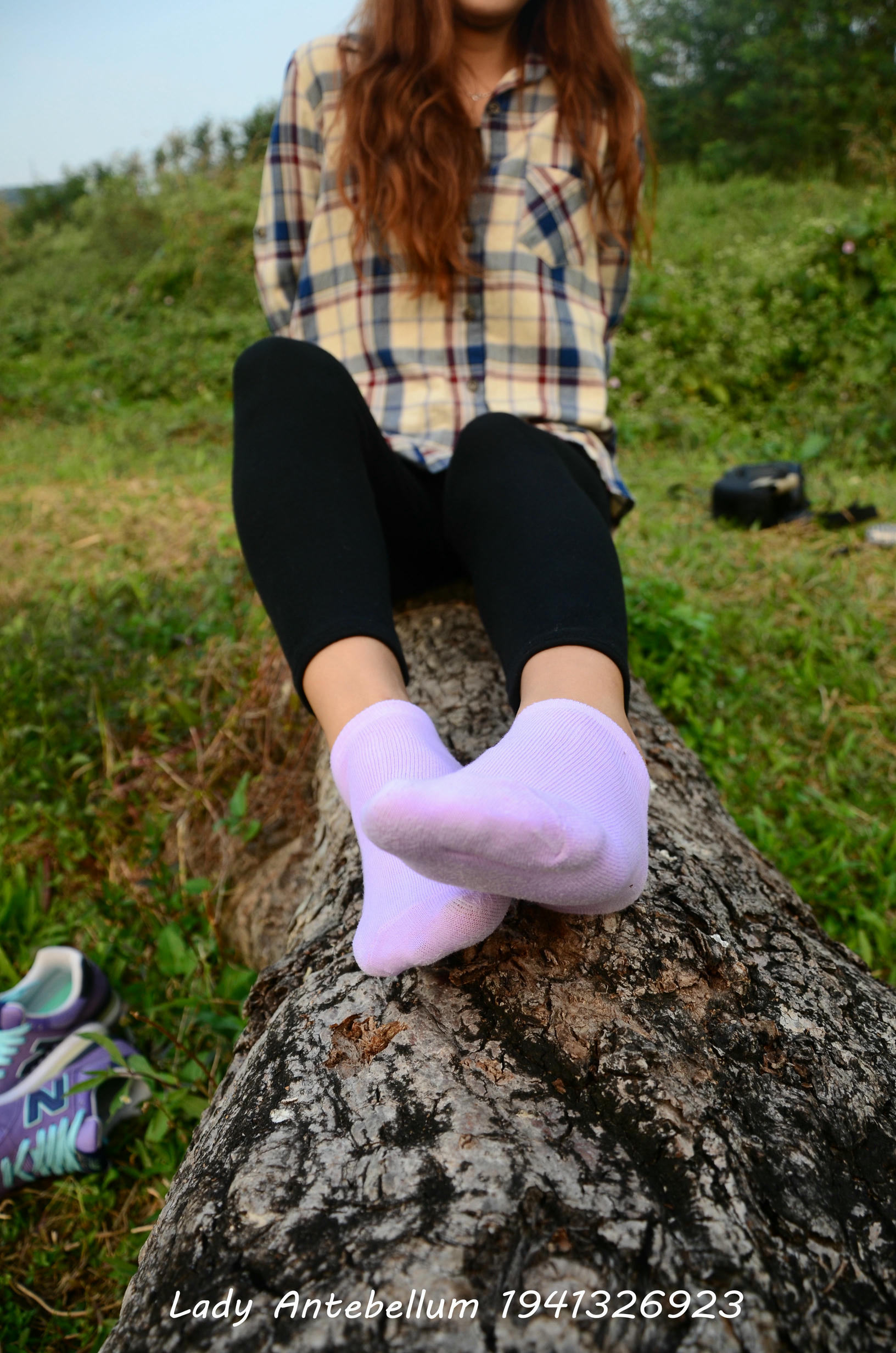 [战前女神] 恋足美腿棉袜女神级摄影套图 021 [159P-259MB]_第2集