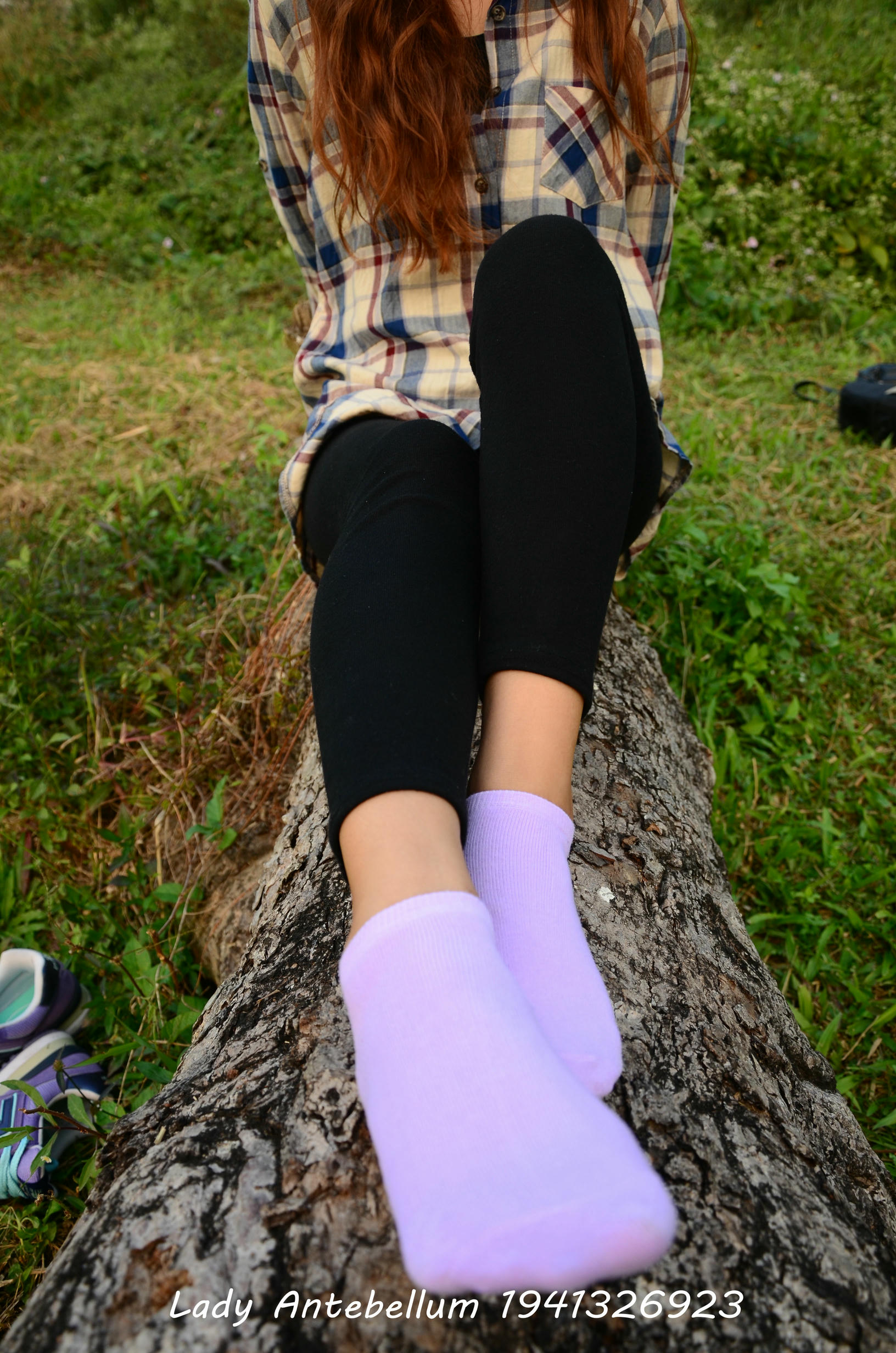 [战前女神] 恋足美腿棉袜女神级摄影套图 021 [159P-259MB]_第2集