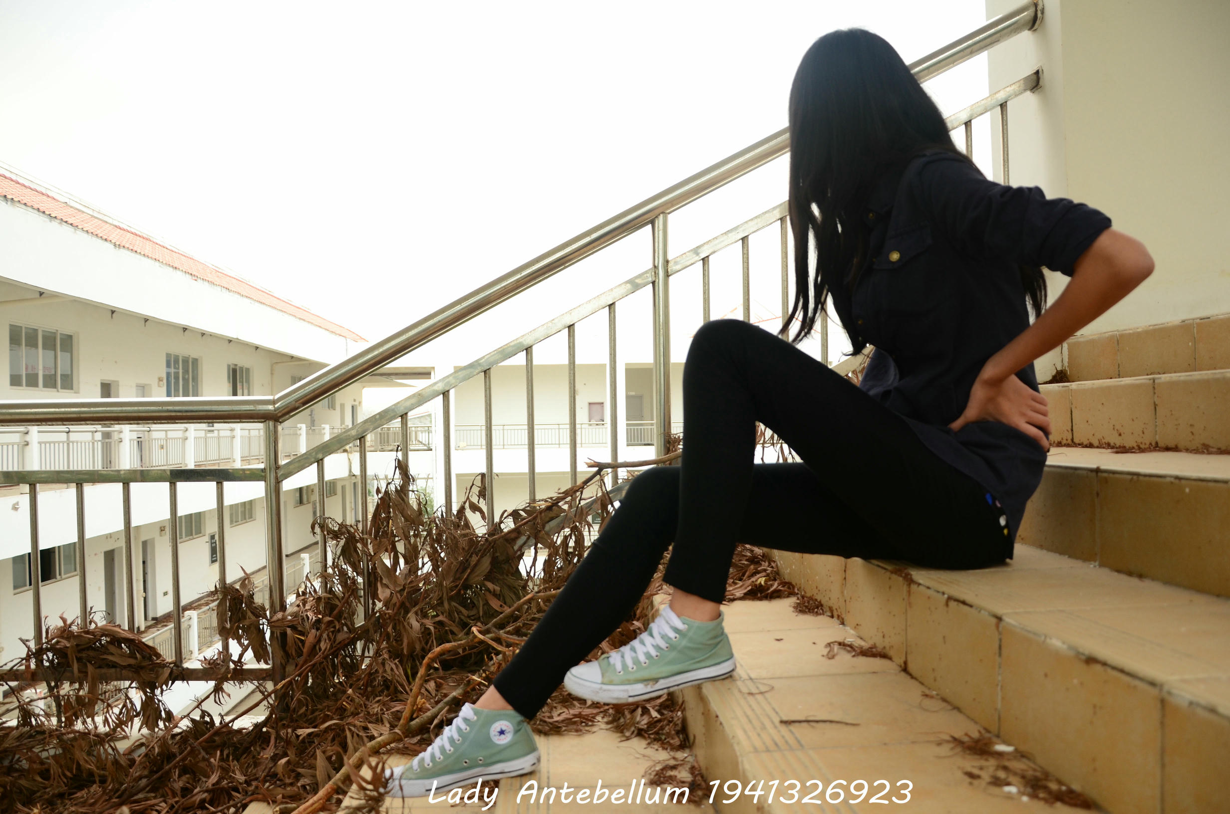 [战前女神] 恋足美腿棉袜女神级摄影套图 022 [53P-86MB]_第2集