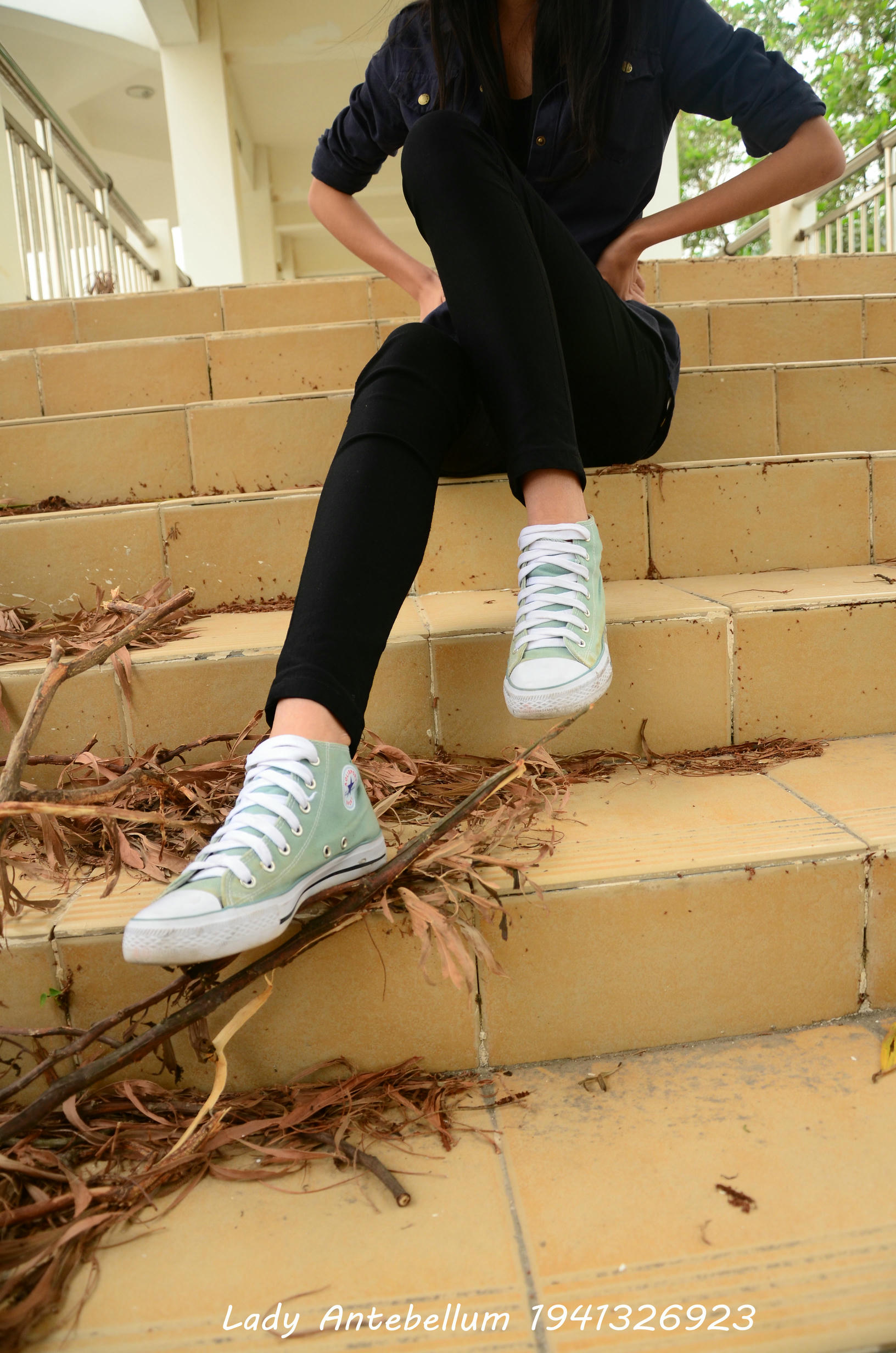 [战前女神] 恋足美腿棉袜女神级摄影套图 022 [53P-86MB]_第3集