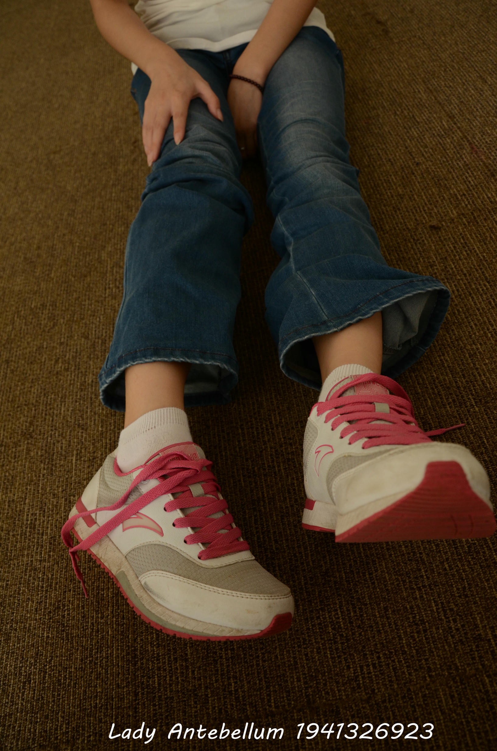 [战前女神] 恋足美腿棉袜女神级摄影套图 024 [220P-359MB]_第2集