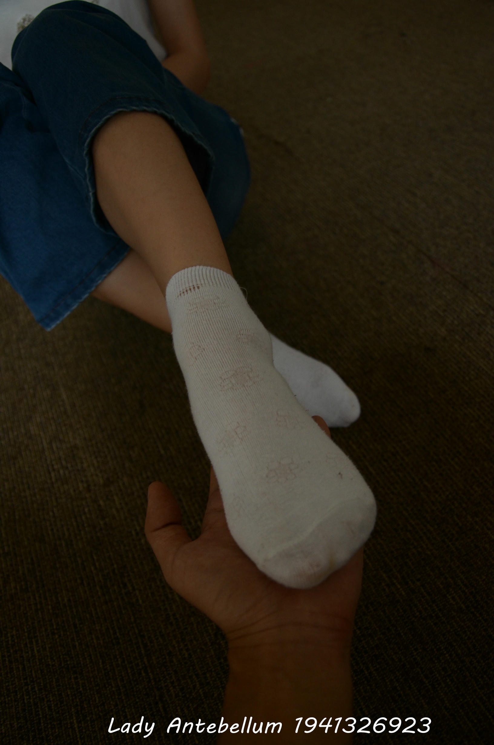 [战前女神] 恋足美腿棉袜女神级摄影套图 024 [220P-359MB]_第4集