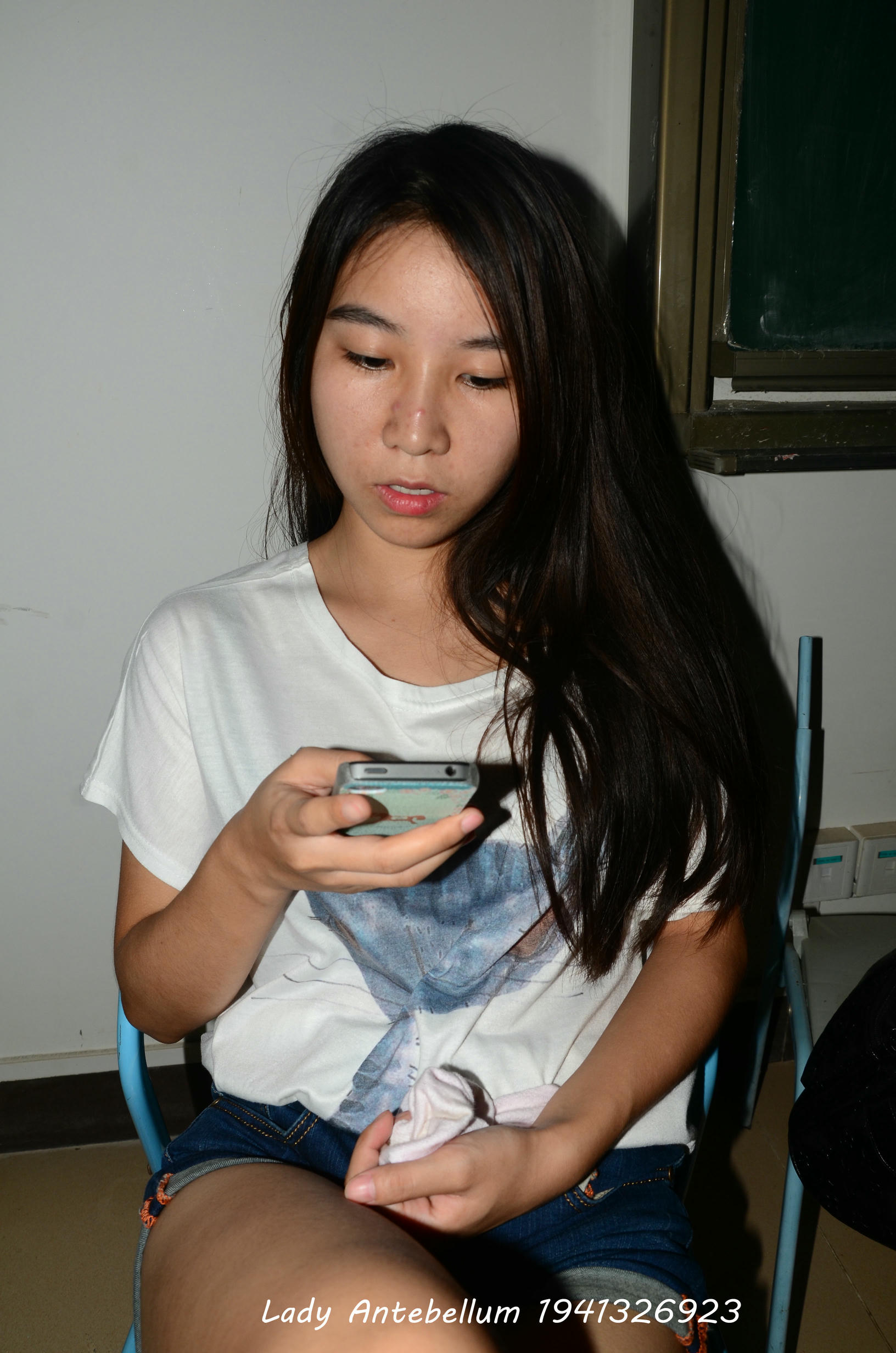 [战前女神] 恋足美腿棉袜女神级摄影套图 025 [27P-35MB]_第1集