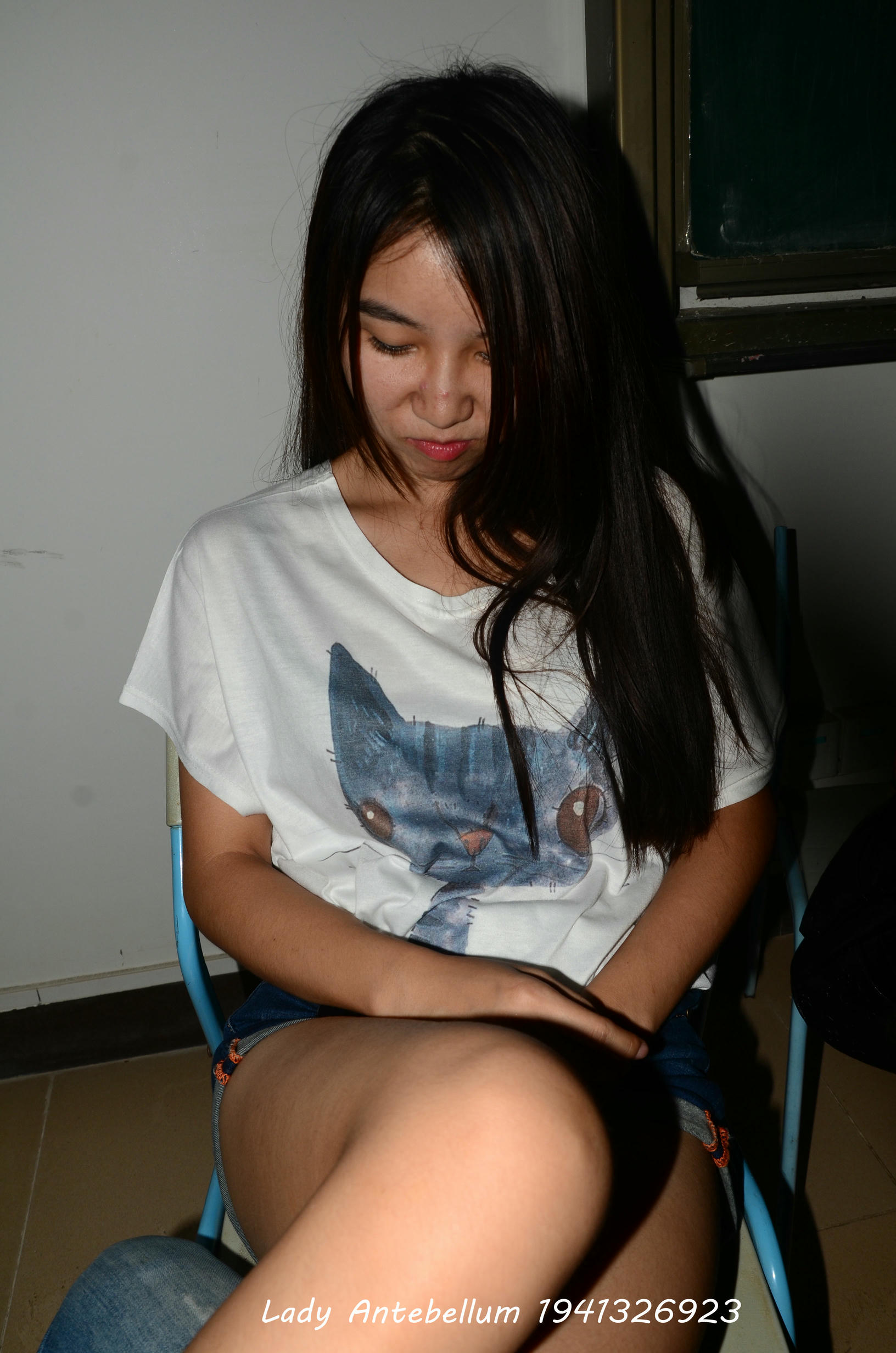 [战前女神] 恋足美腿棉袜女神级摄影套图 025 [27P-35MB]_第1集