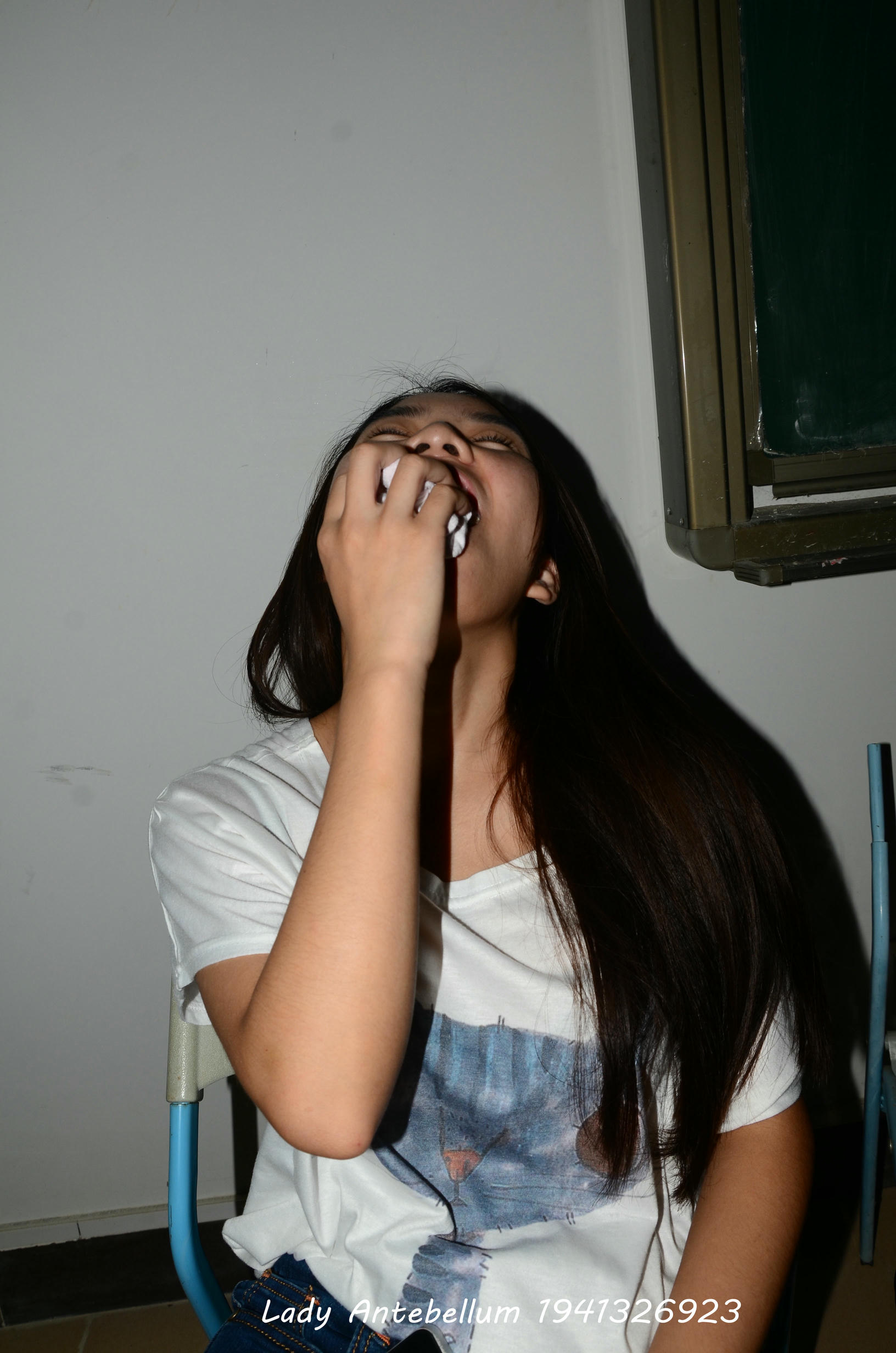 [战前女神] 恋足美腿棉袜女神级摄影套图 025 [27P-35MB]_第1集