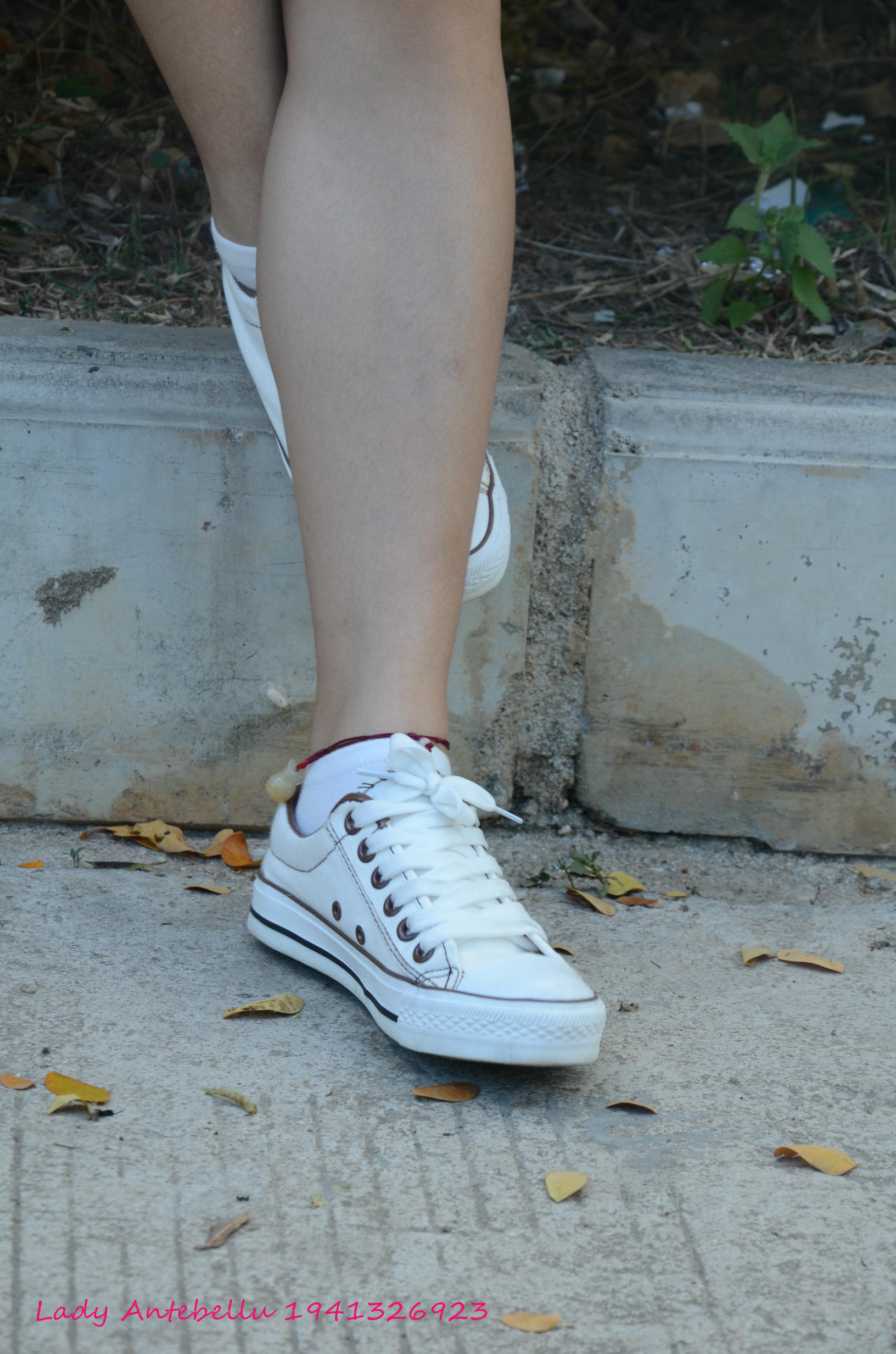 [战前女神] 恋足美腿棉袜女神级摄影套图 026 [216P-533MB]_第1集