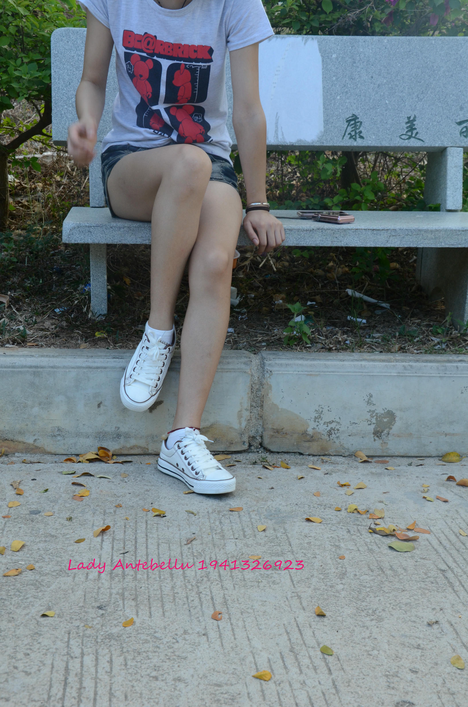 [战前女神] 恋足美腿棉袜女神级摄影套图 026 [216P-533MB]_第1集