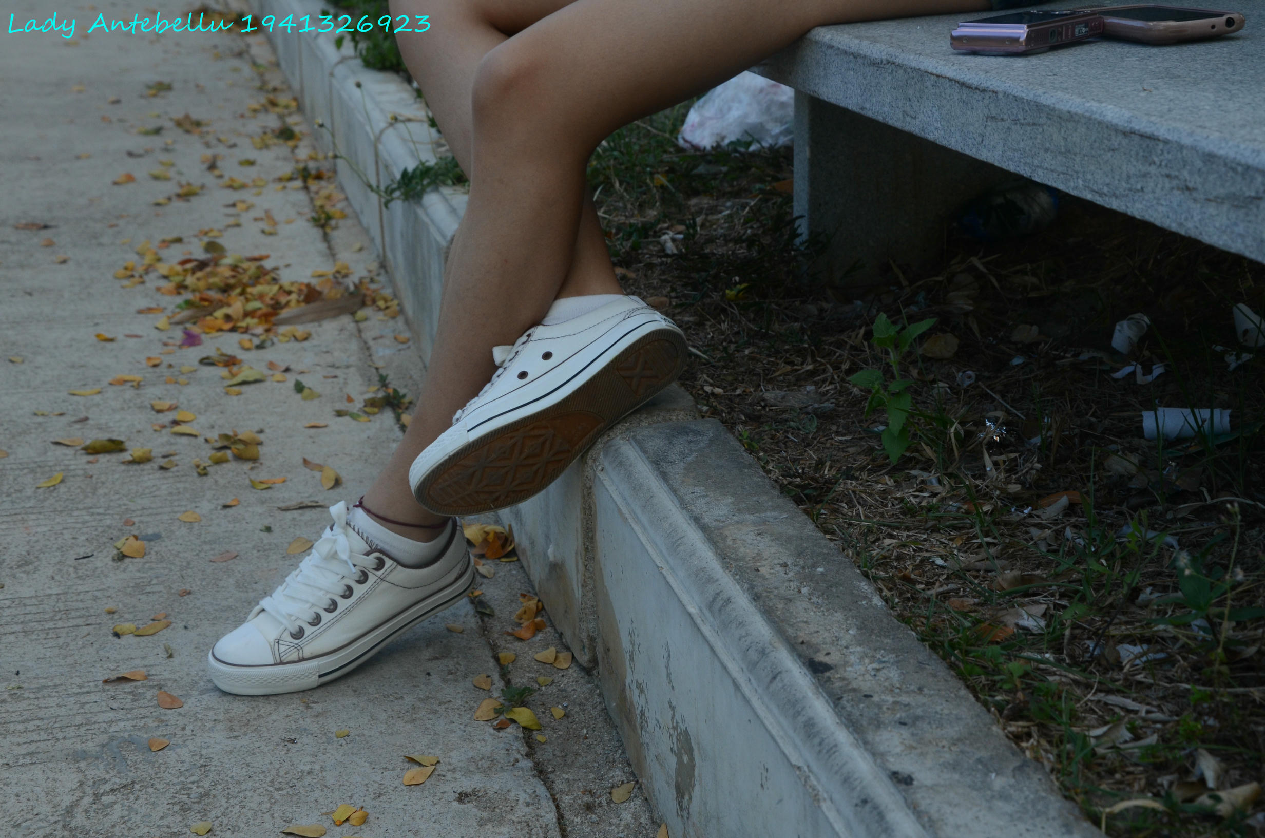 [战前女神] 恋足美腿棉袜女神级摄影套图 026 [216P-533MB]_第1集