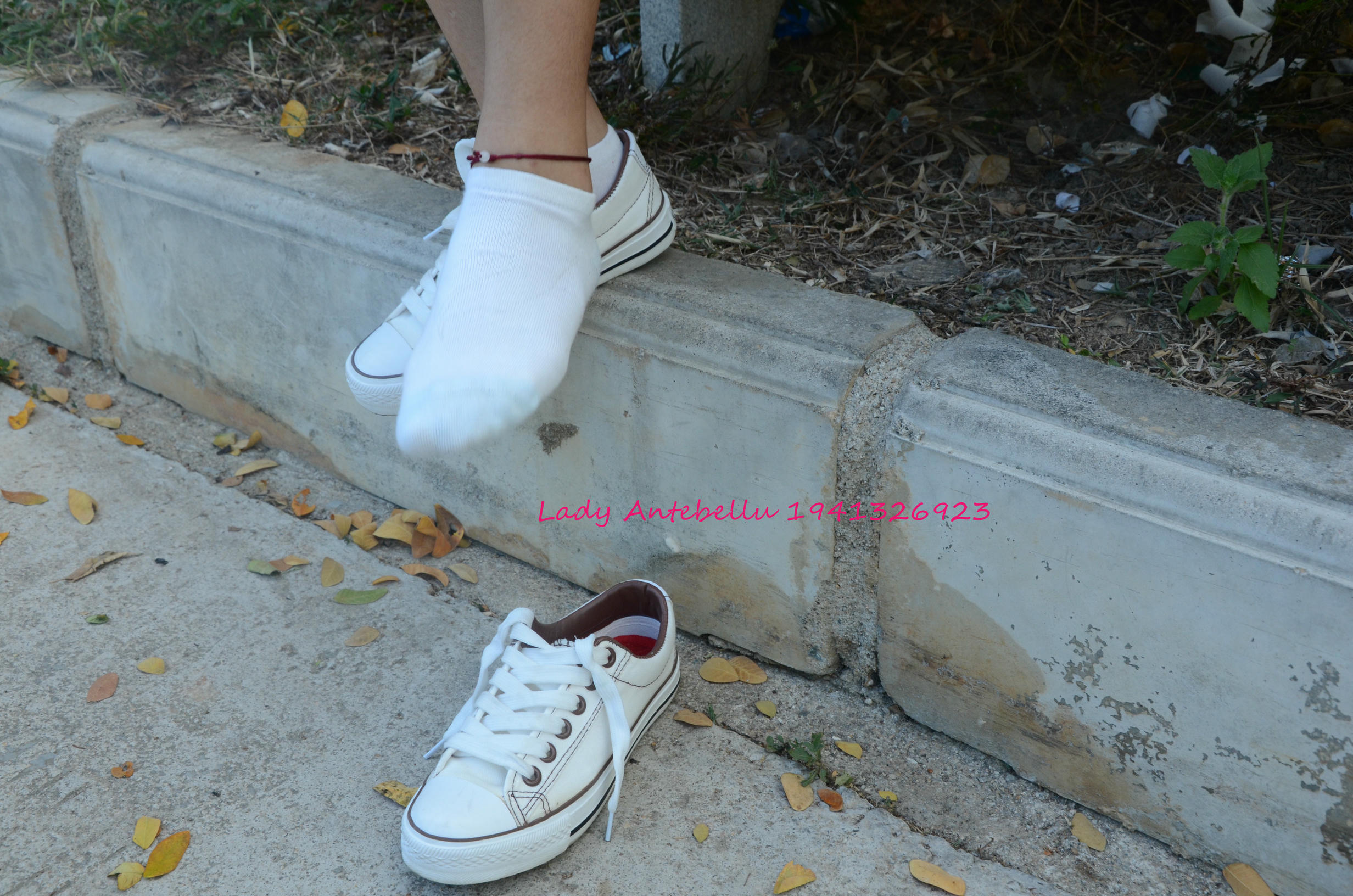 [战前女神] 恋足美腿棉袜女神级摄影套图 026 [216P-533MB]_第2集