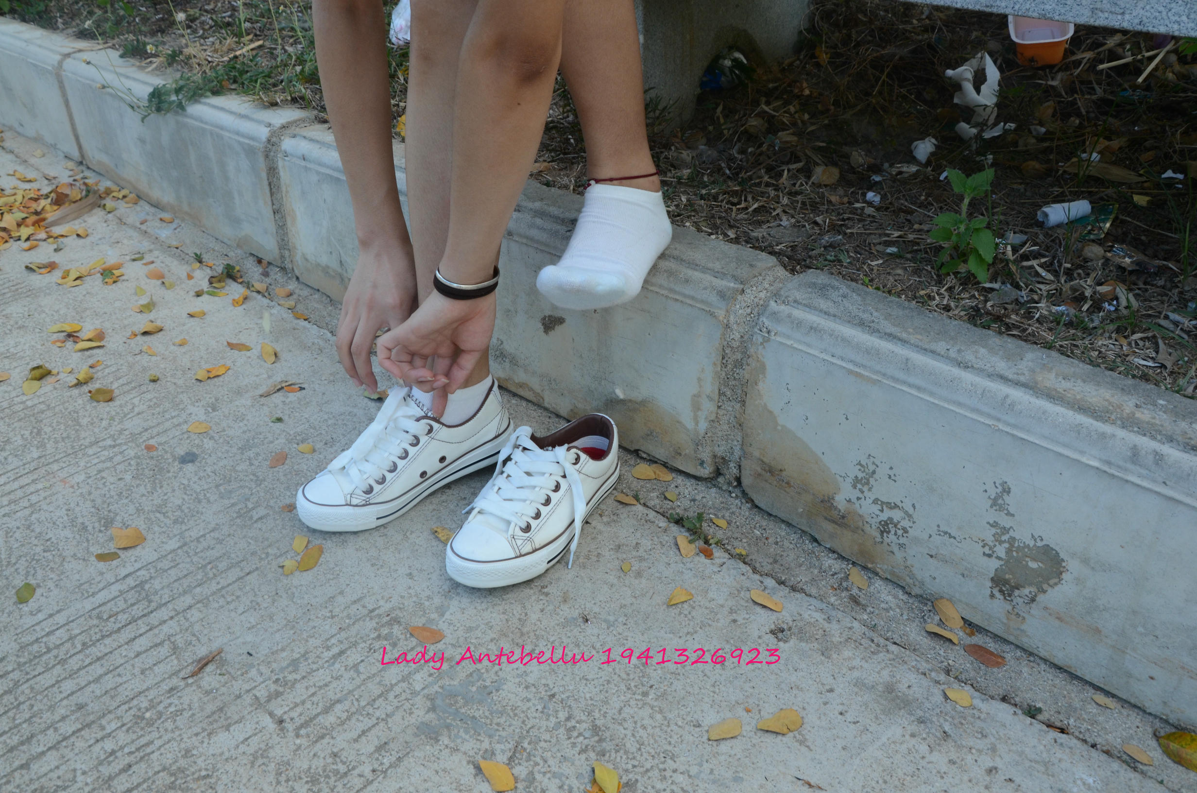 [战前女神] 恋足美腿棉袜女神级摄影套图 026 [216P-533MB]_第2集