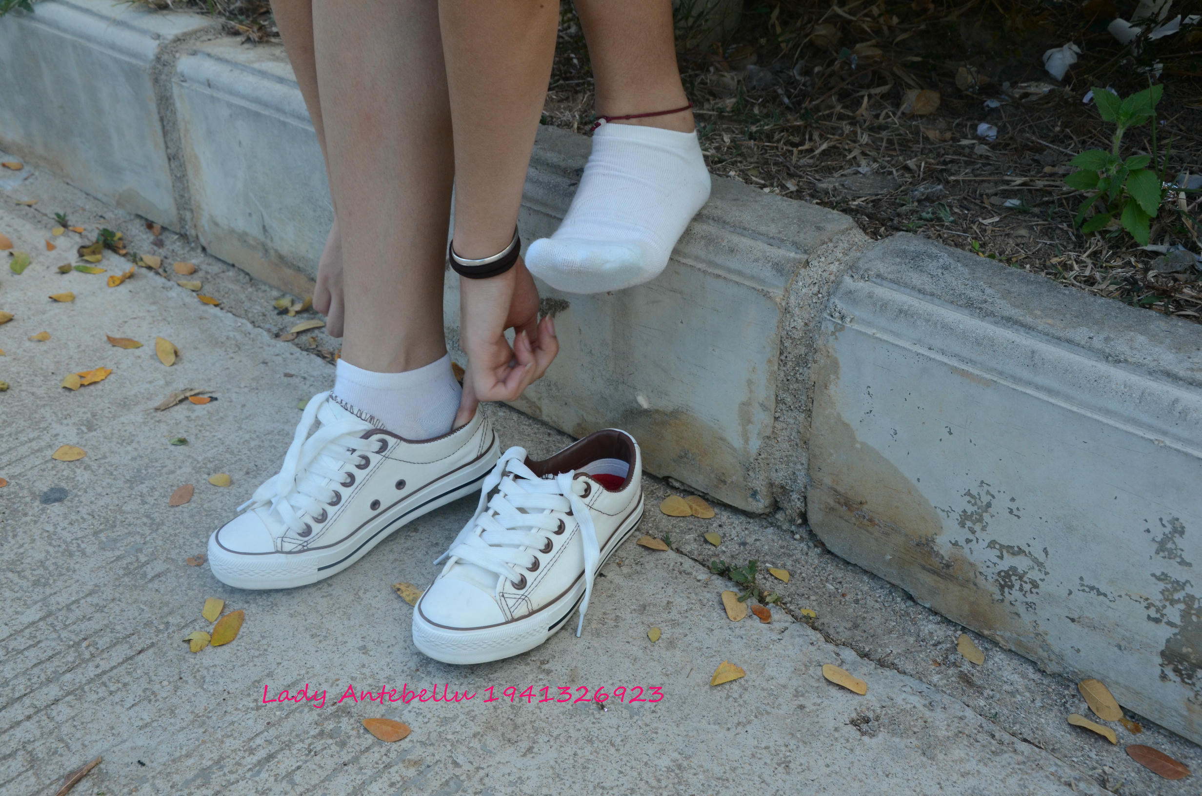 [战前女神] 恋足美腿棉袜女神级摄影套图 026 [216P-533MB]_第2集