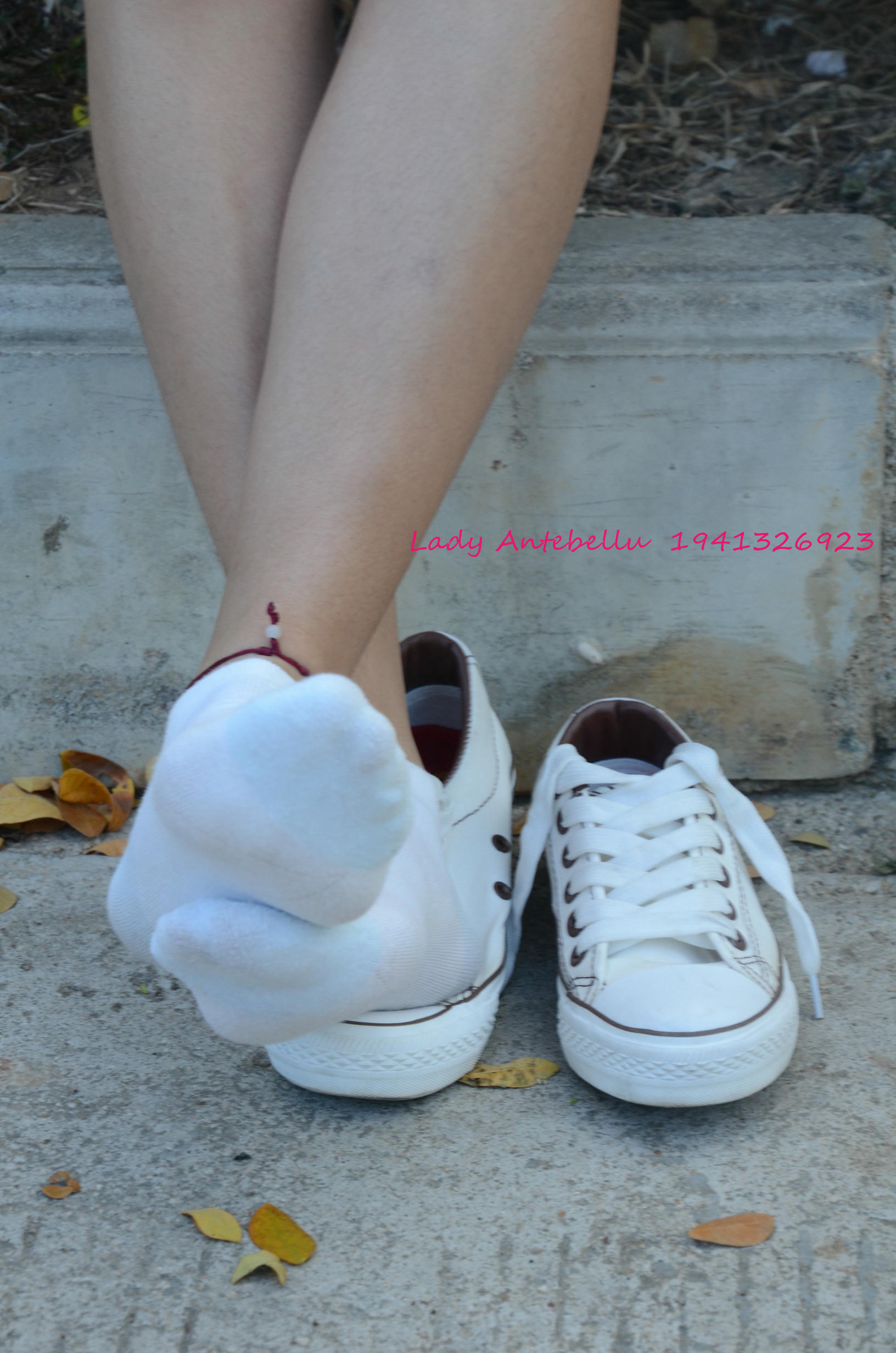 [战前女神] 恋足美腿棉袜女神级摄影套图 026 [216P-533MB]_第3集