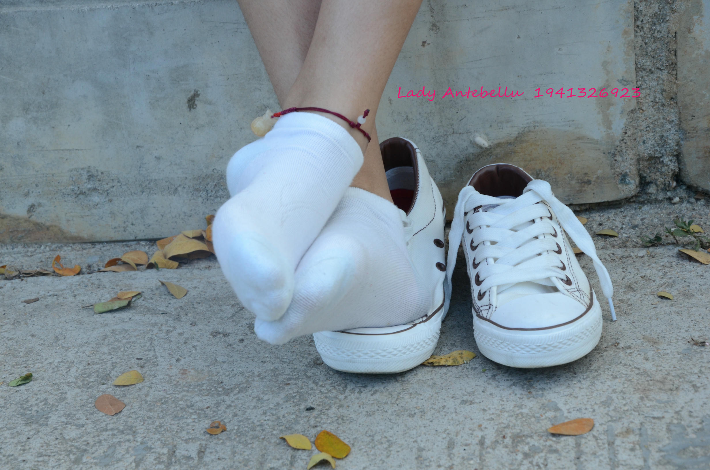 [战前女神] 恋足美腿棉袜女神级摄影套图 026 [216P-533MB]_第3集