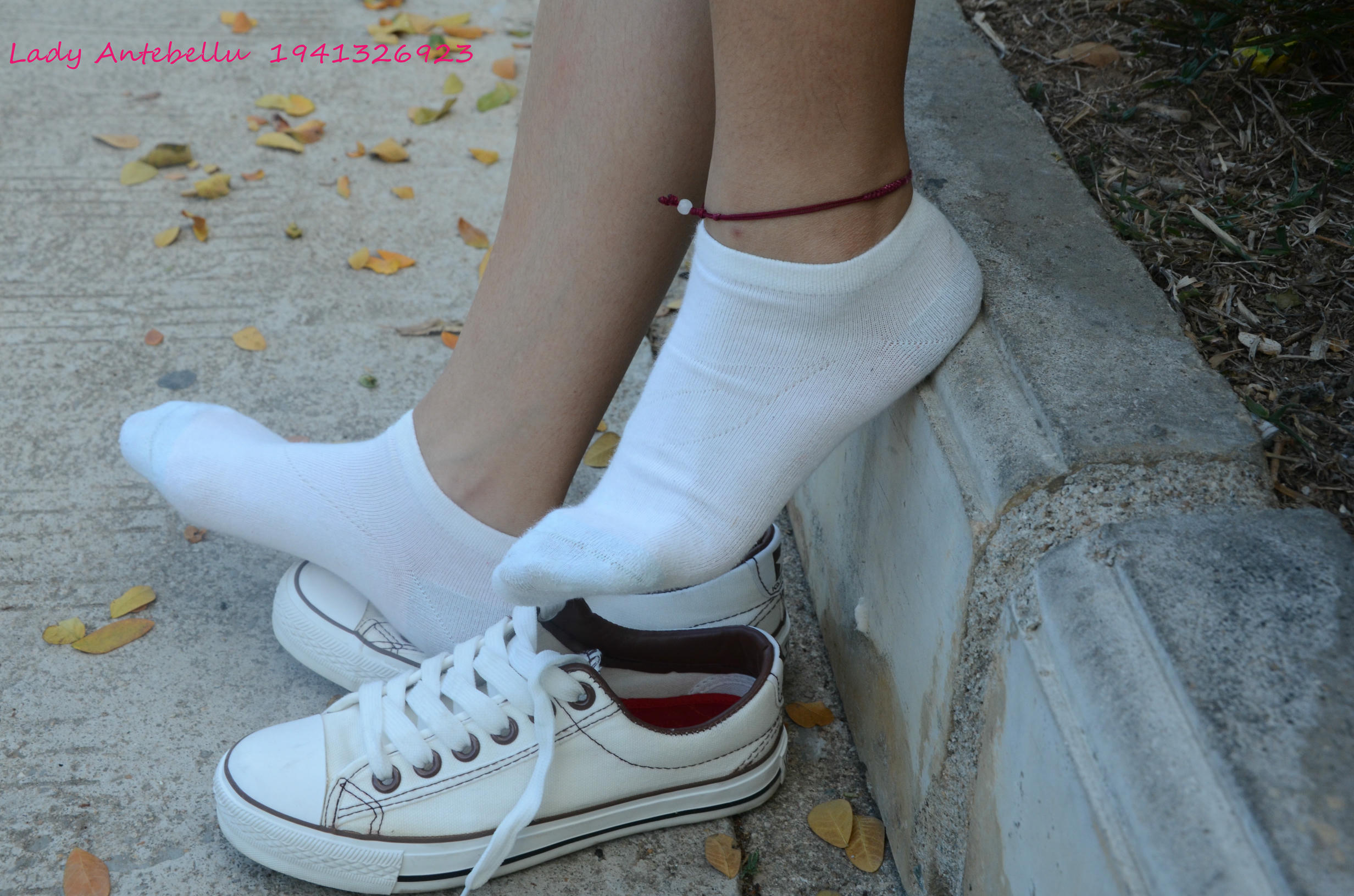 [战前女神] 恋足美腿棉袜女神级摄影套图 026 [216P-533MB]_第3集