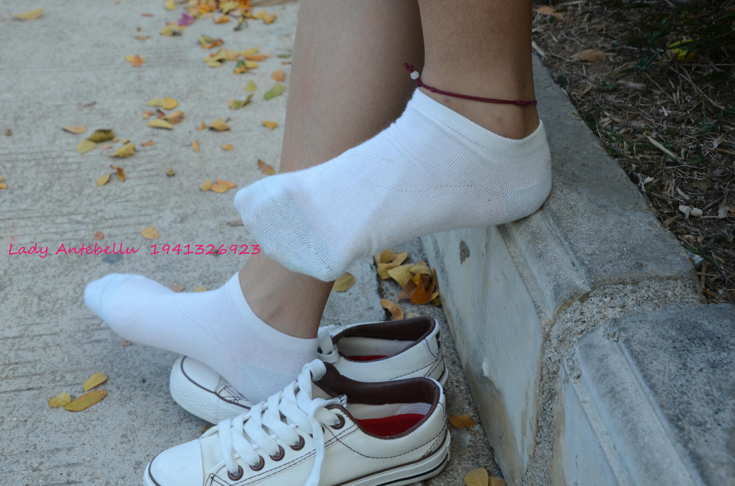 [战前女神] 恋足美腿棉袜女神级摄影套图 026 [216P-533MB]_第3集