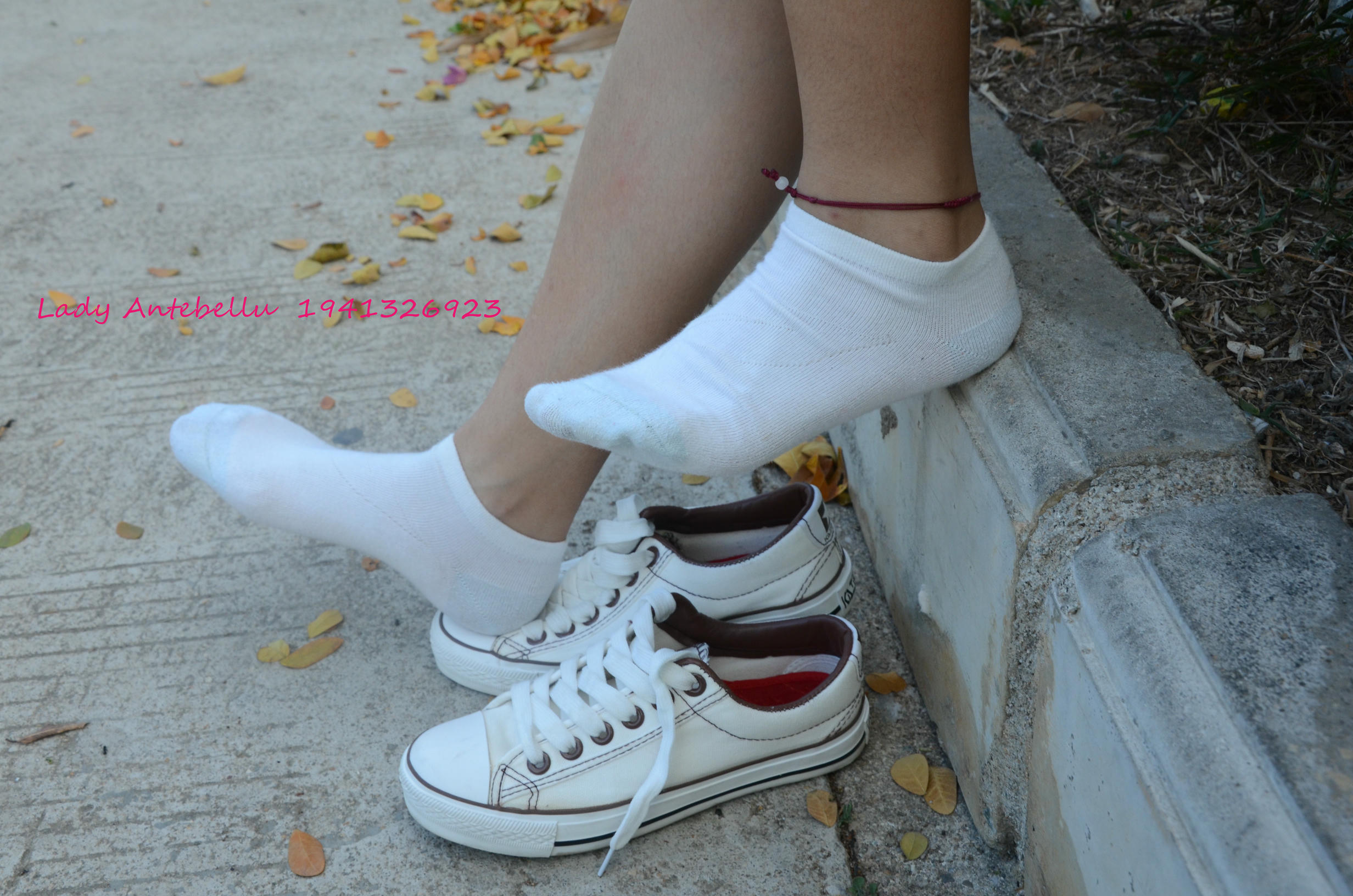 [战前女神] 恋足美腿棉袜女神级摄影套图 026 [216P-533MB]_第3集