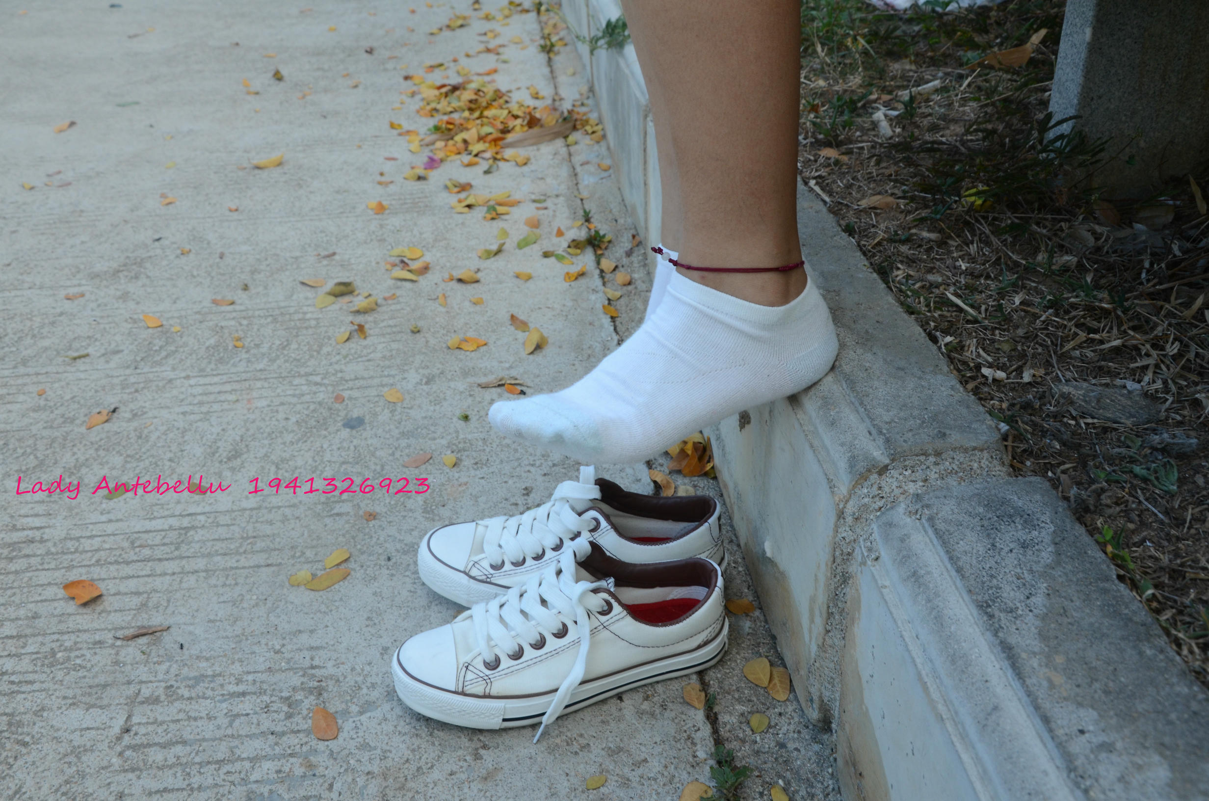 [战前女神] 恋足美腿棉袜女神级摄影套图 026 [216P-533MB]_第3集