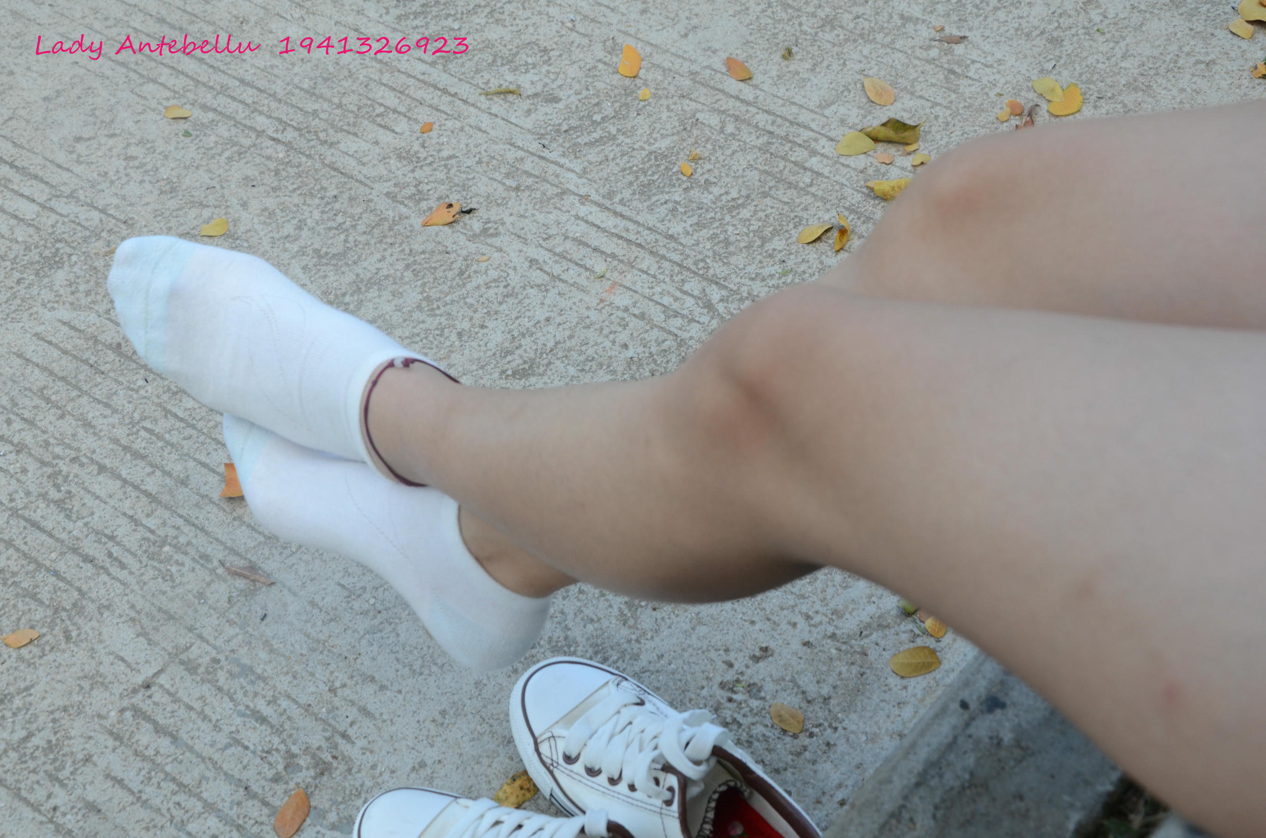 [战前女神] 恋足美腿棉袜女神级摄影套图 026 [216P-533MB]_第4集