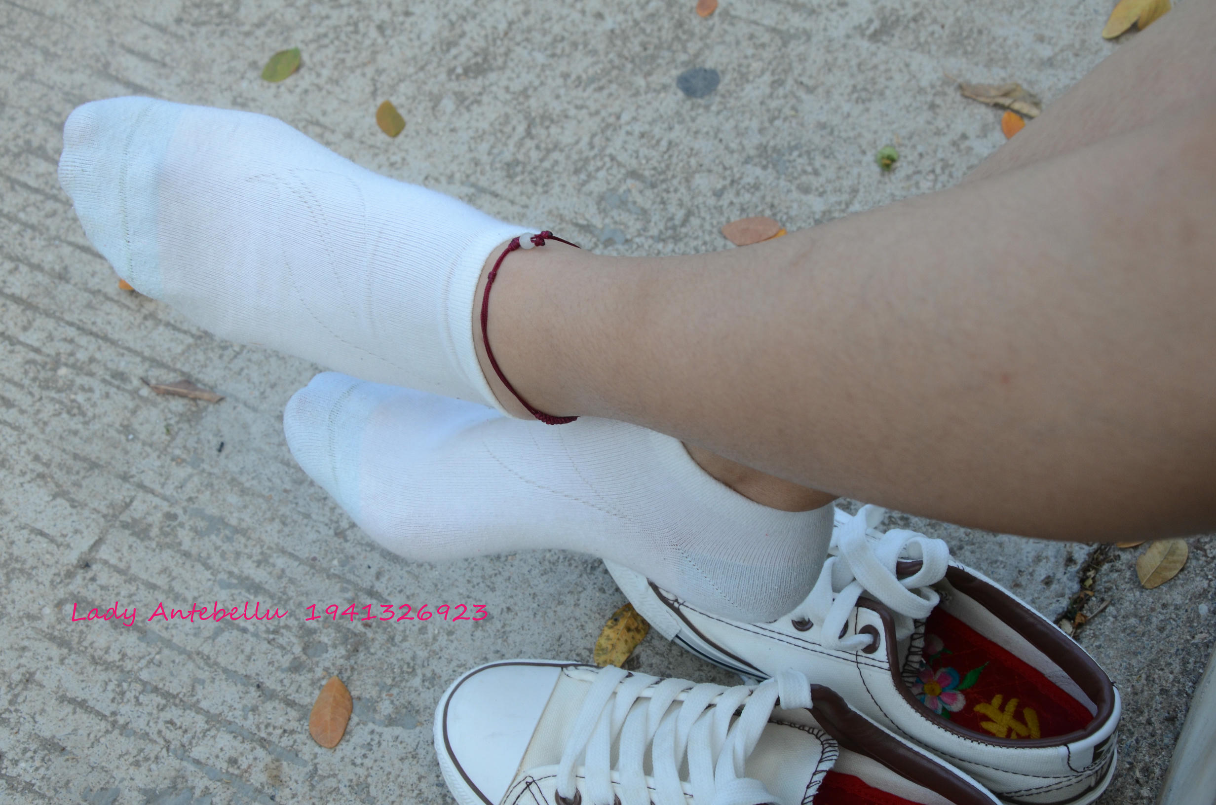 [战前女神] 恋足美腿棉袜女神级摄影套图 026 [216P-533MB]_第4集