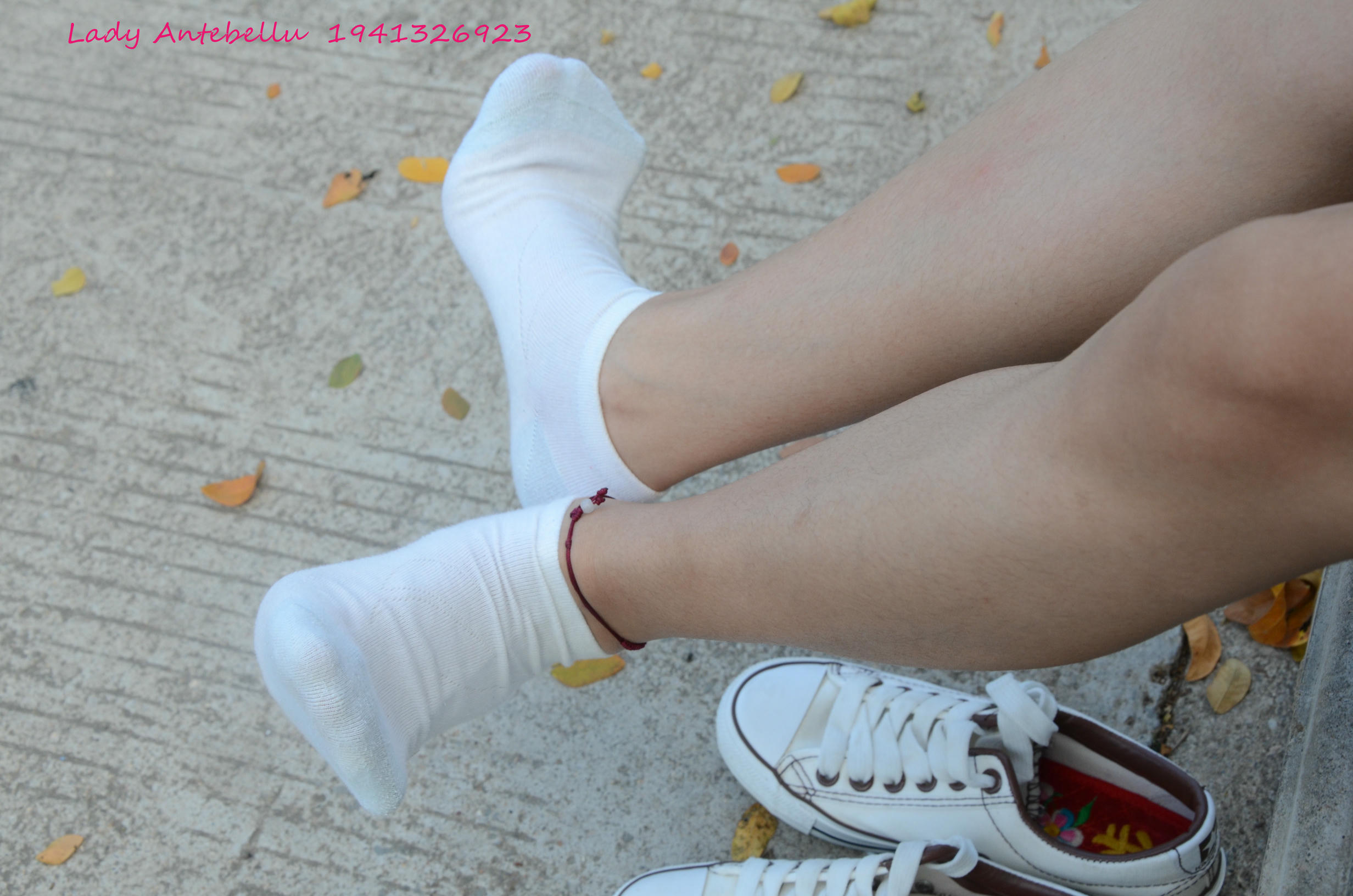 [战前女神] 恋足美腿棉袜女神级摄影套图 026 [216P-533MB]_第4集