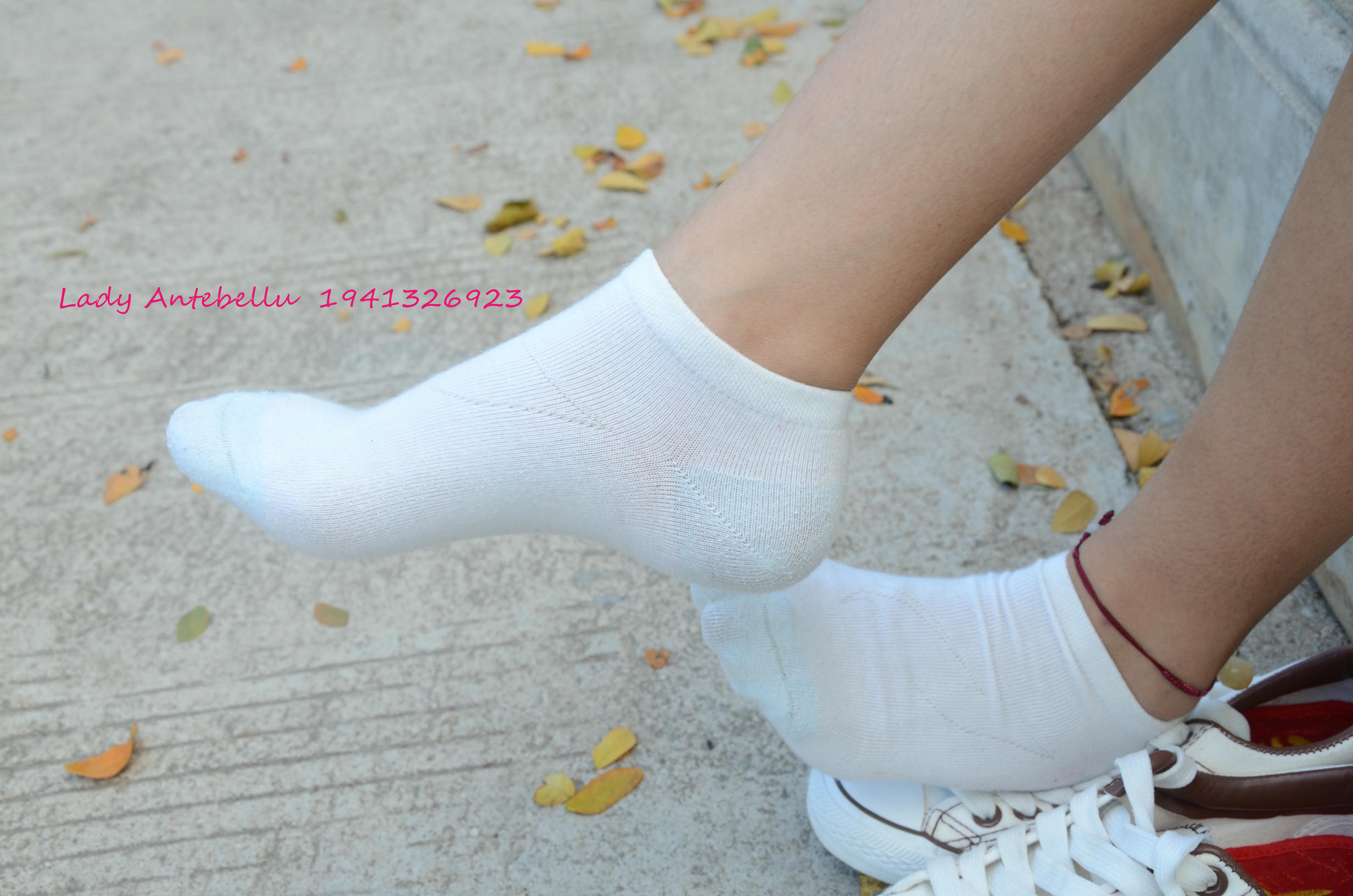 [战前女神] 恋足美腿棉袜女神级摄影套图 026 [216P-533MB]_第5集