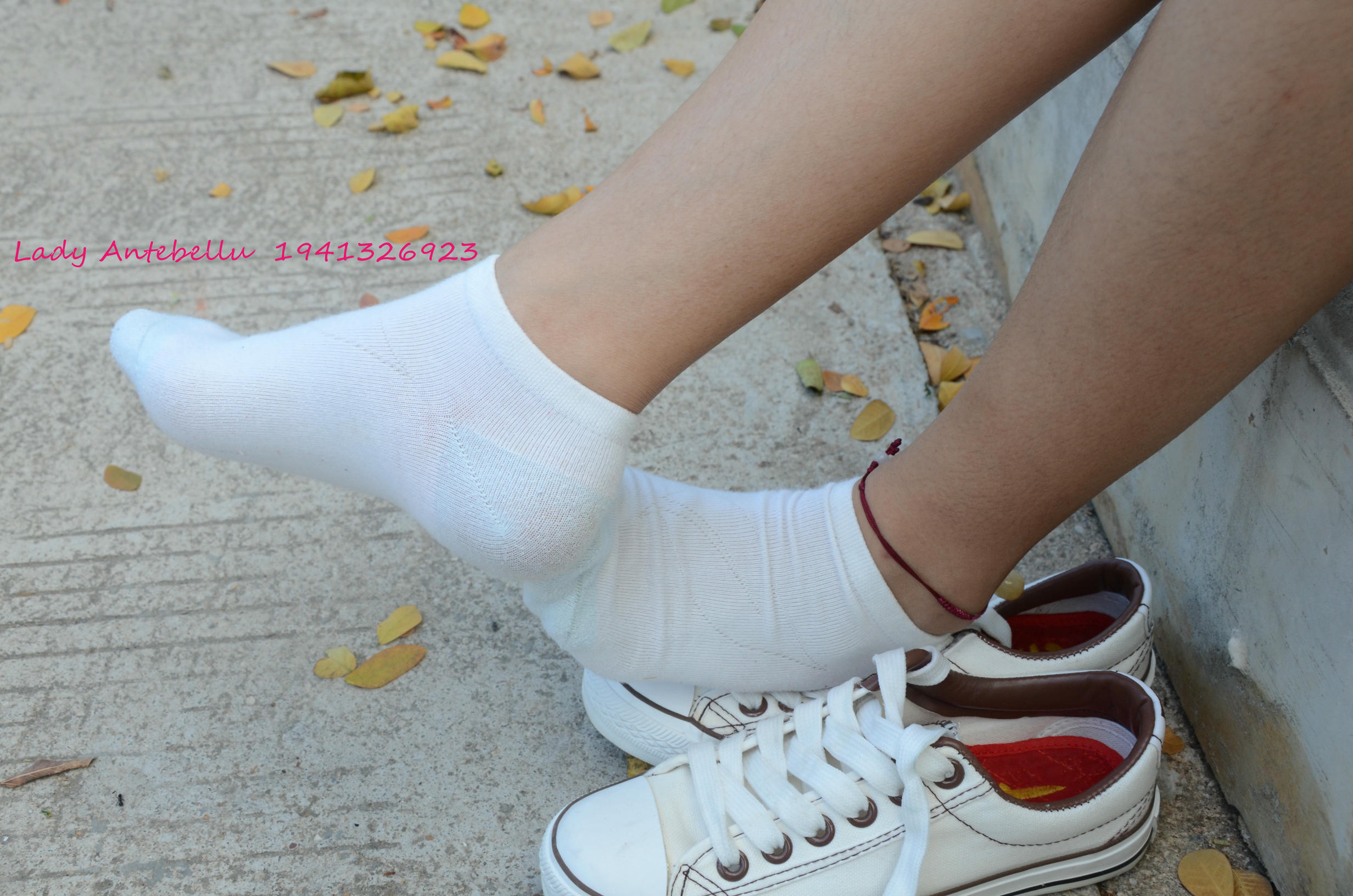 [战前女神] 恋足美腿棉袜女神级摄影套图 026 [216P-533MB]_第5集