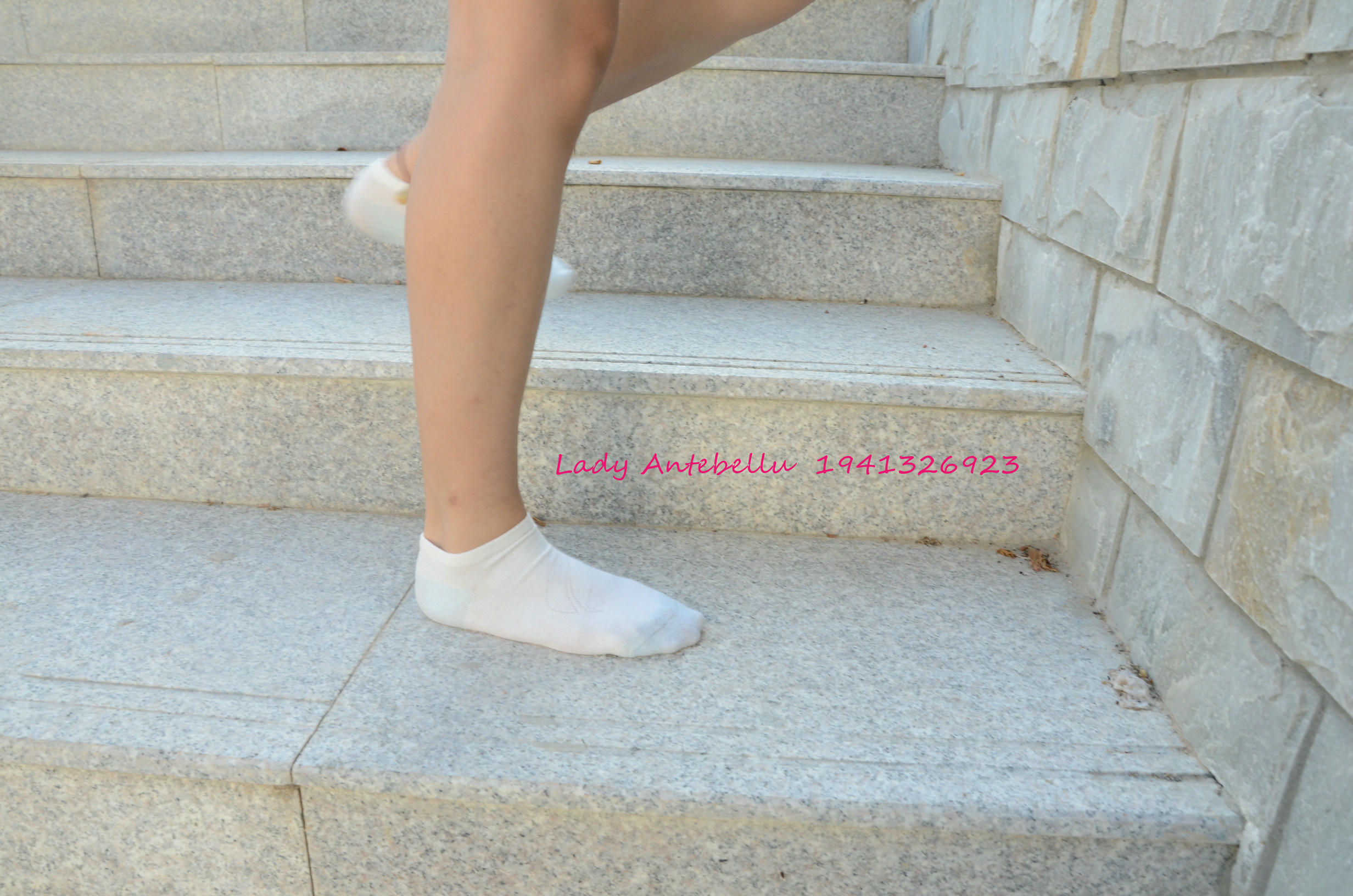 [战前女神] 恋足美腿棉袜女神级摄影套图 026 [216P-533MB]_第5集