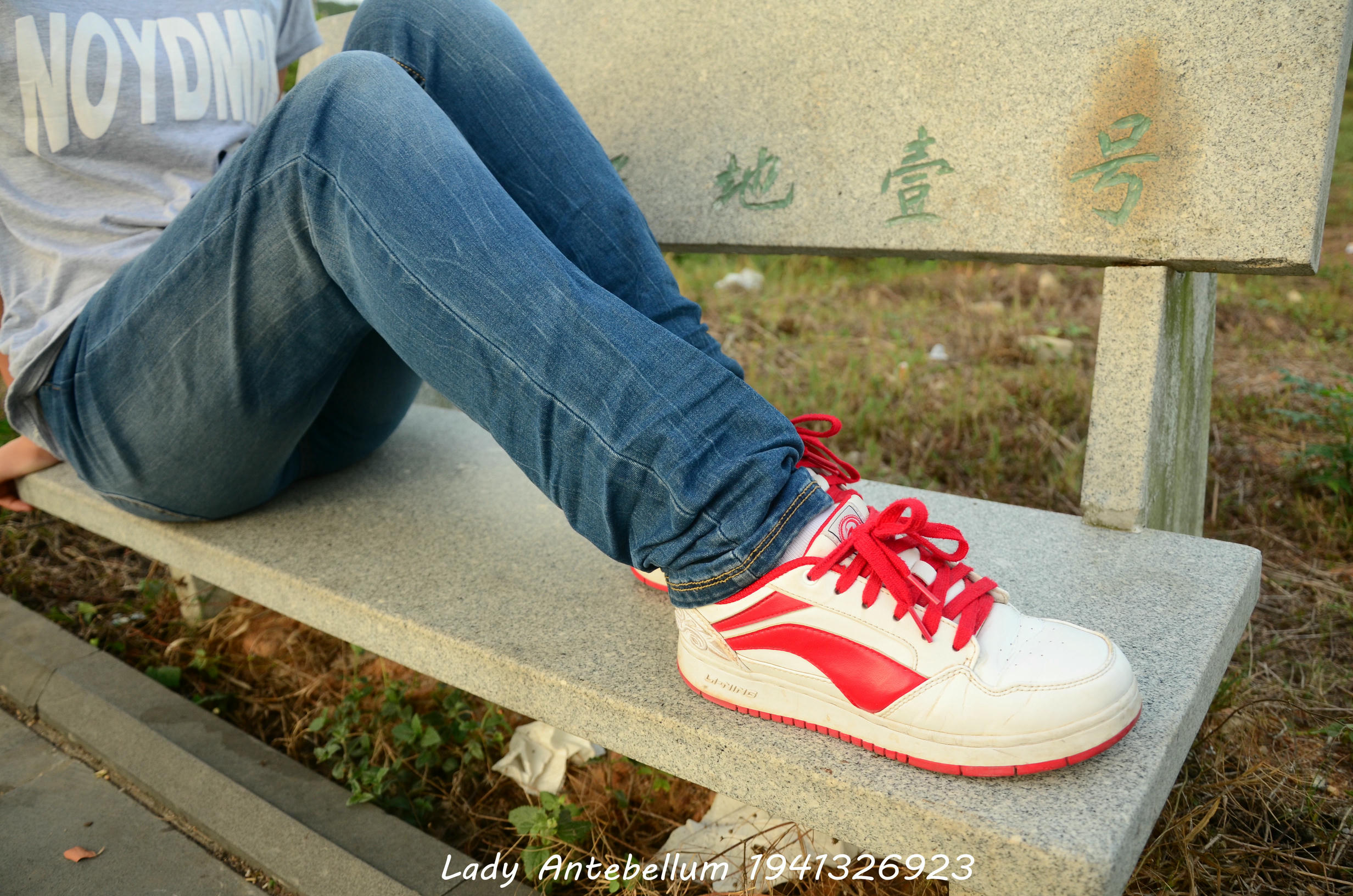 [战前女神] 恋足美腿棉袜女神级摄影套图 028 [74P-144MB]_第1集